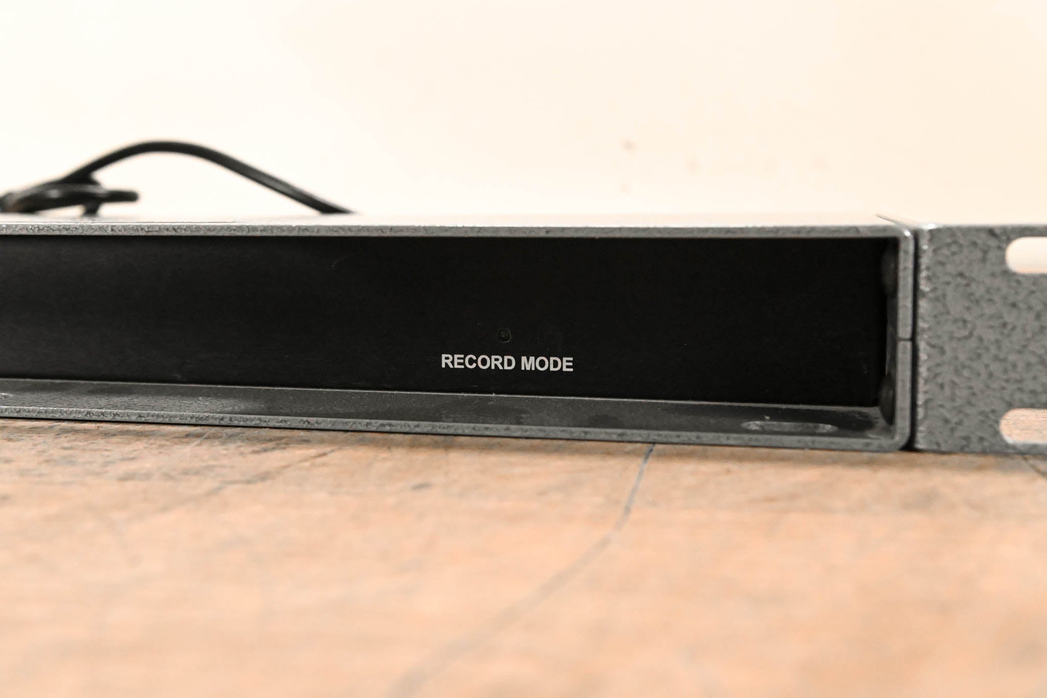 Doug Fleenor Design Model 1211 DMX Isolation Amplifier and Splitter