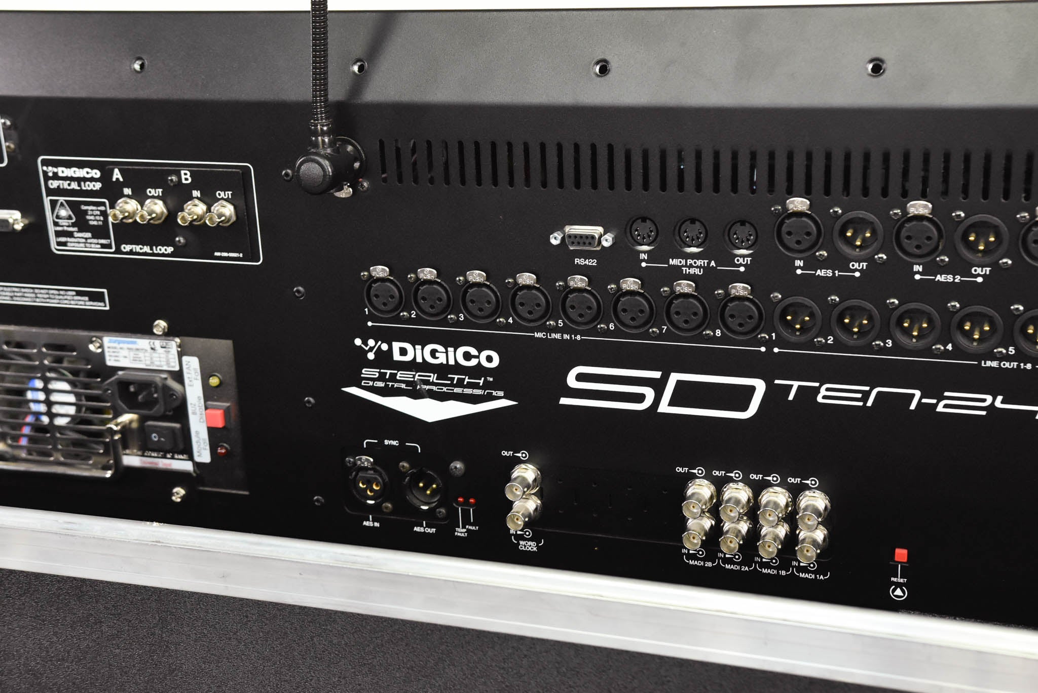 DiGiCo SD10-24 Digital Mixing Console with Road Case