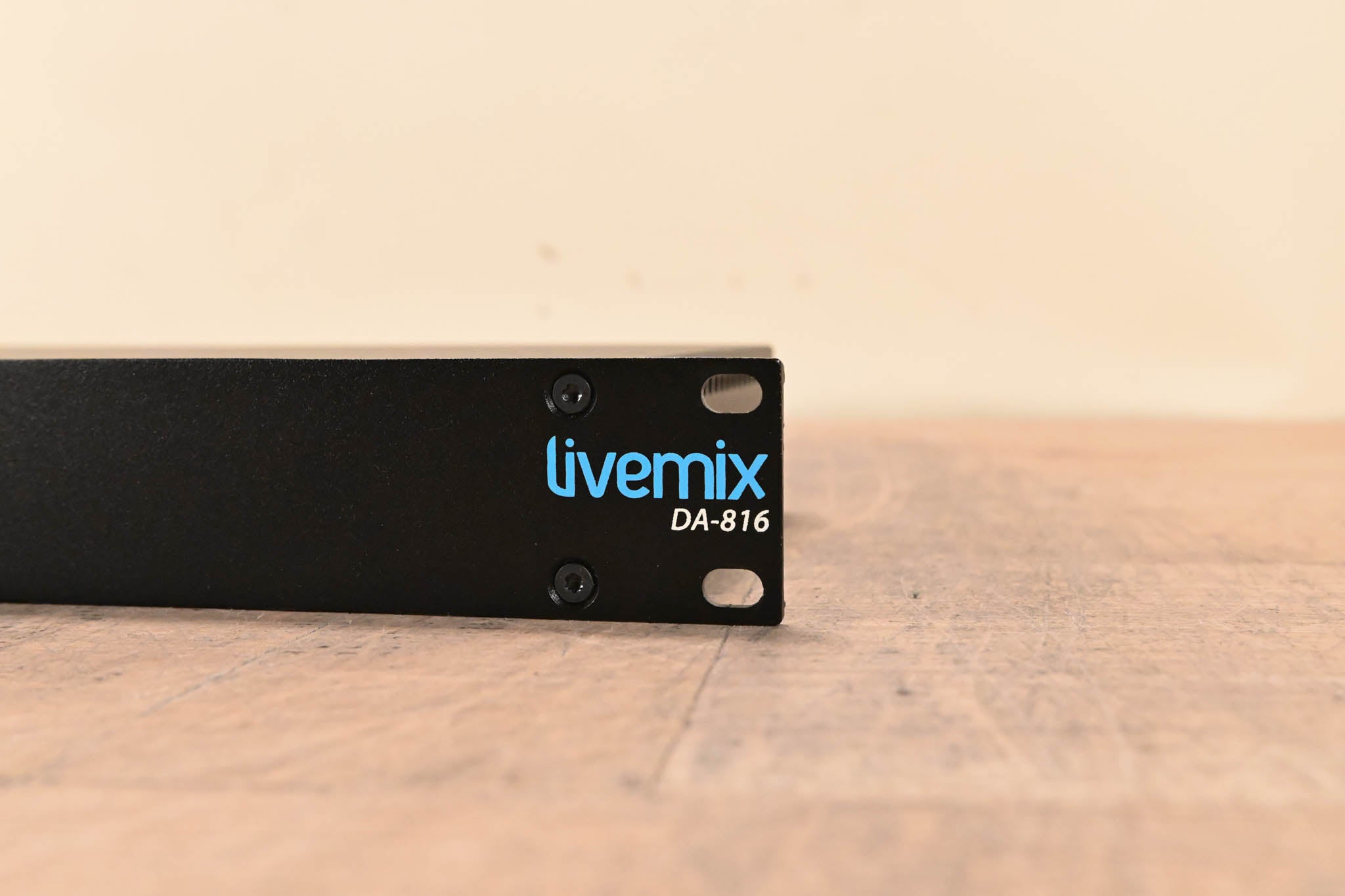 Digital Audio Labs Livemix DA-816 Analog Output Unit (NO POWER SUPPLY)