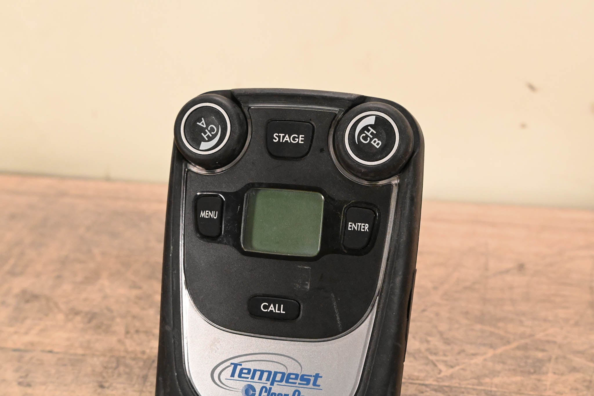 Clear-Com CP-222 Tempest 2.4 GHz 2-Channel Wireless BeltStation