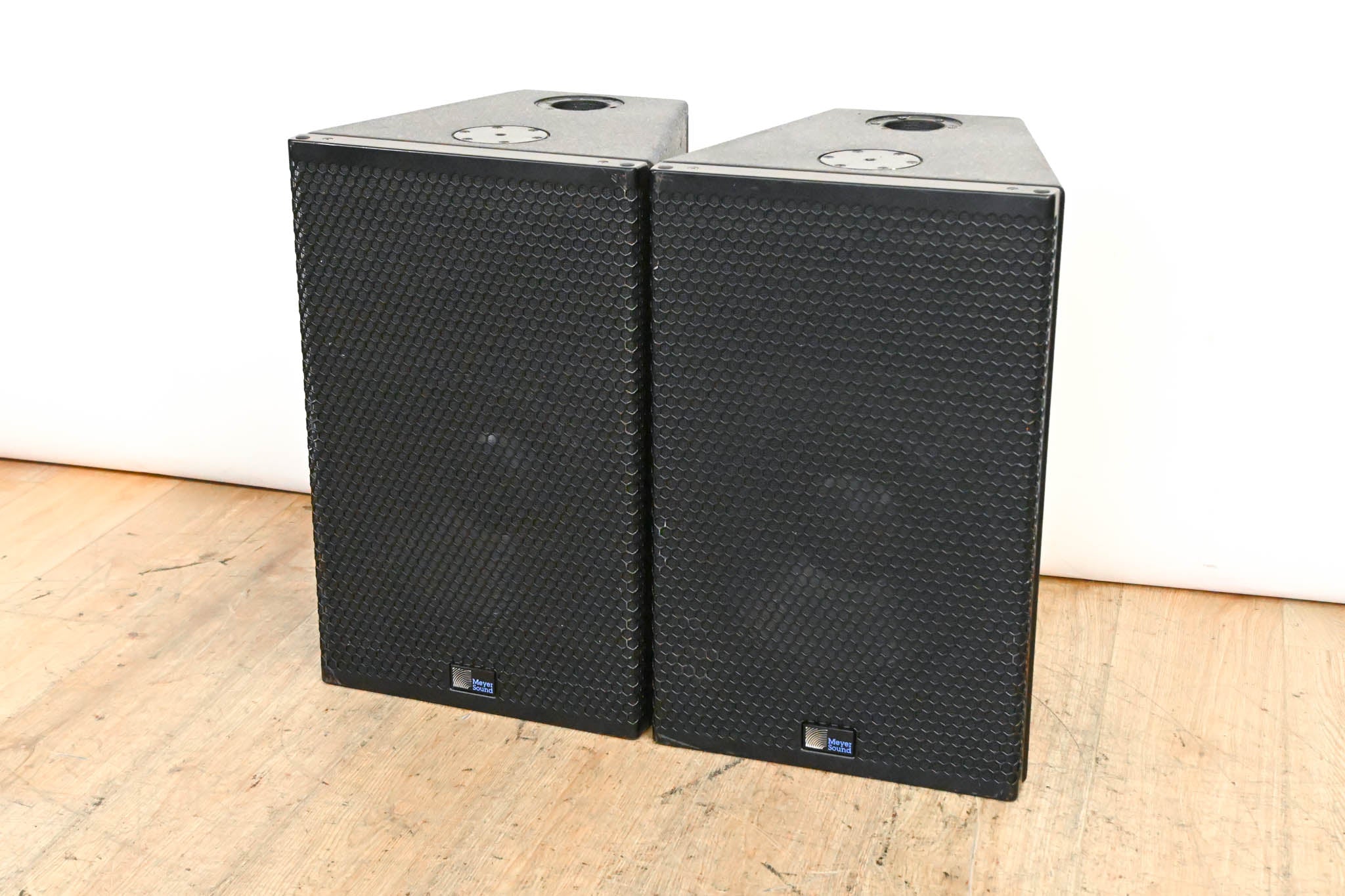 Meyer Sound UPA-1P Compact Wide Coverage Loudspeaker (PAIR)
