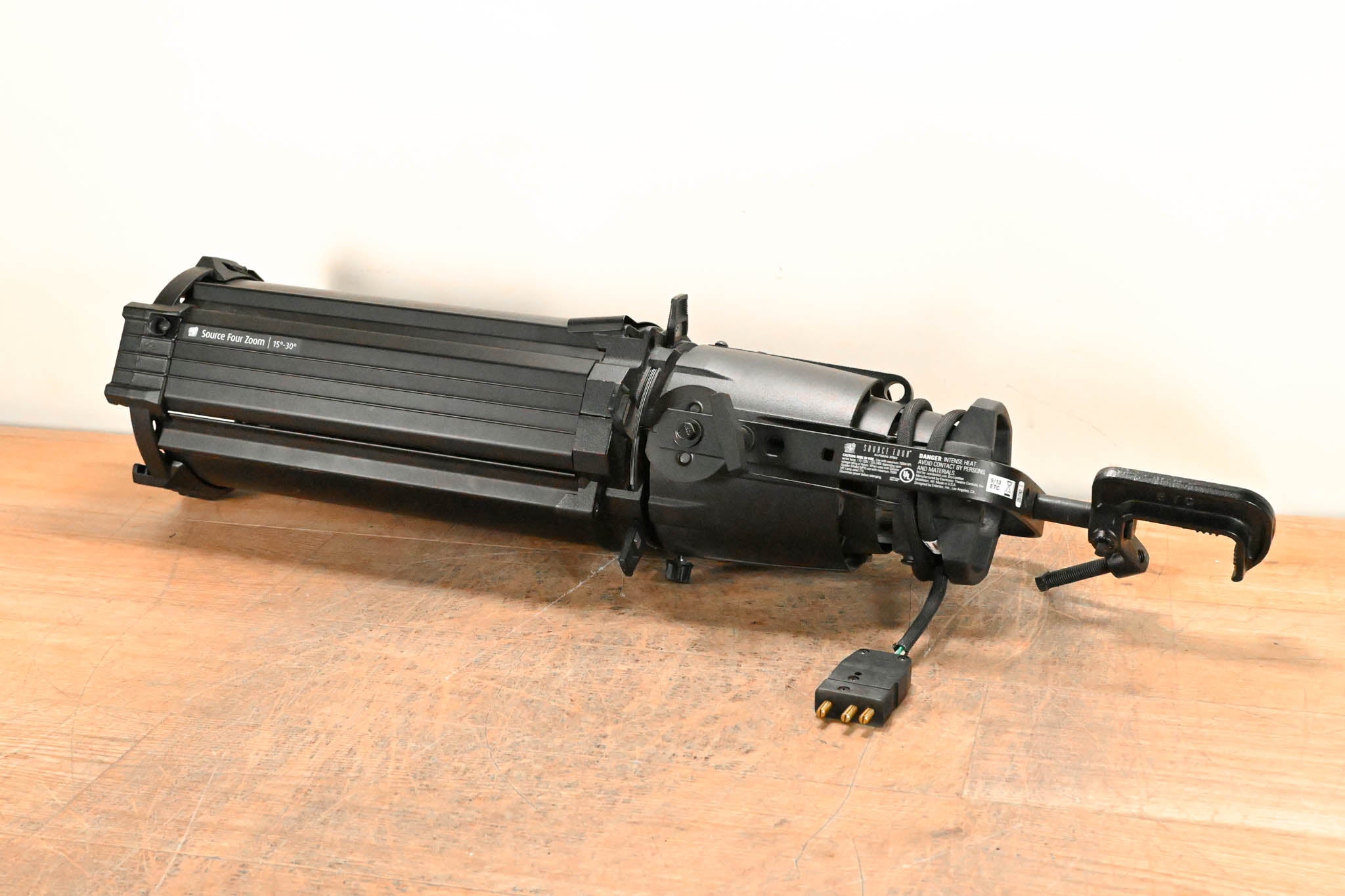 ETC Source Four Zoom 15-30 Degree 750 Ellipsoidal Light