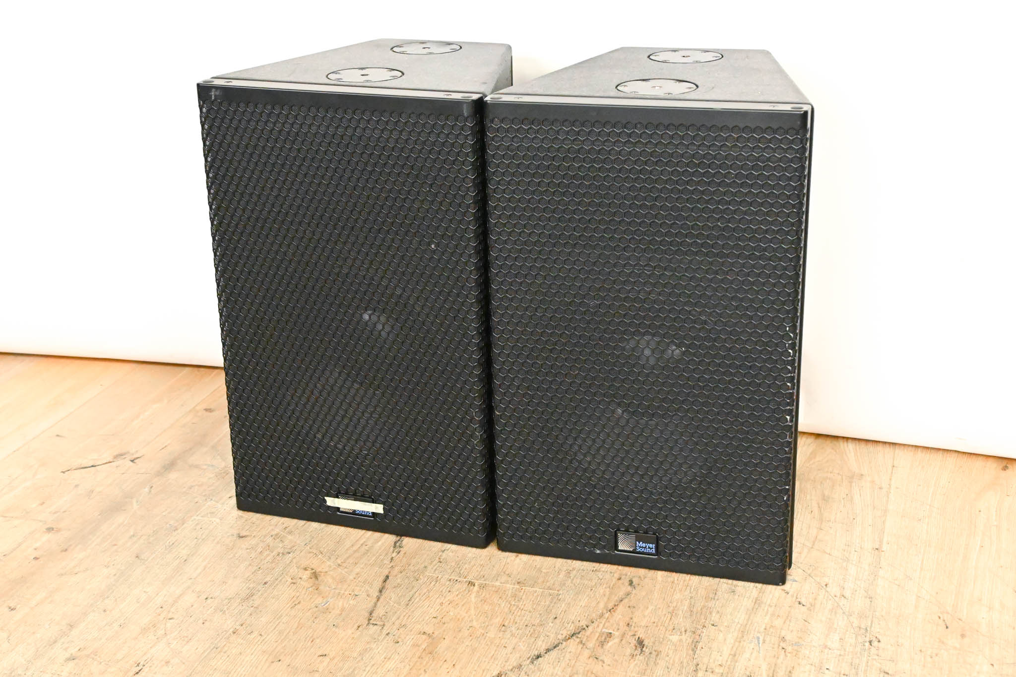 Meyer Sound UPA-1P Compact Wide Coverage Loudspeaker (PAIR)