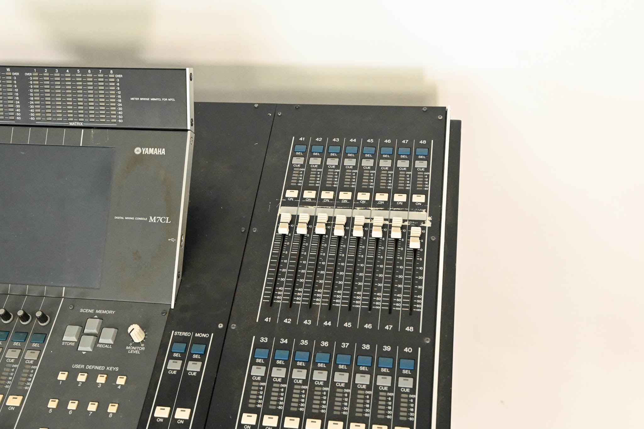 Yamaha M7CL-48 48-Channel Digital Audio Mixing Console