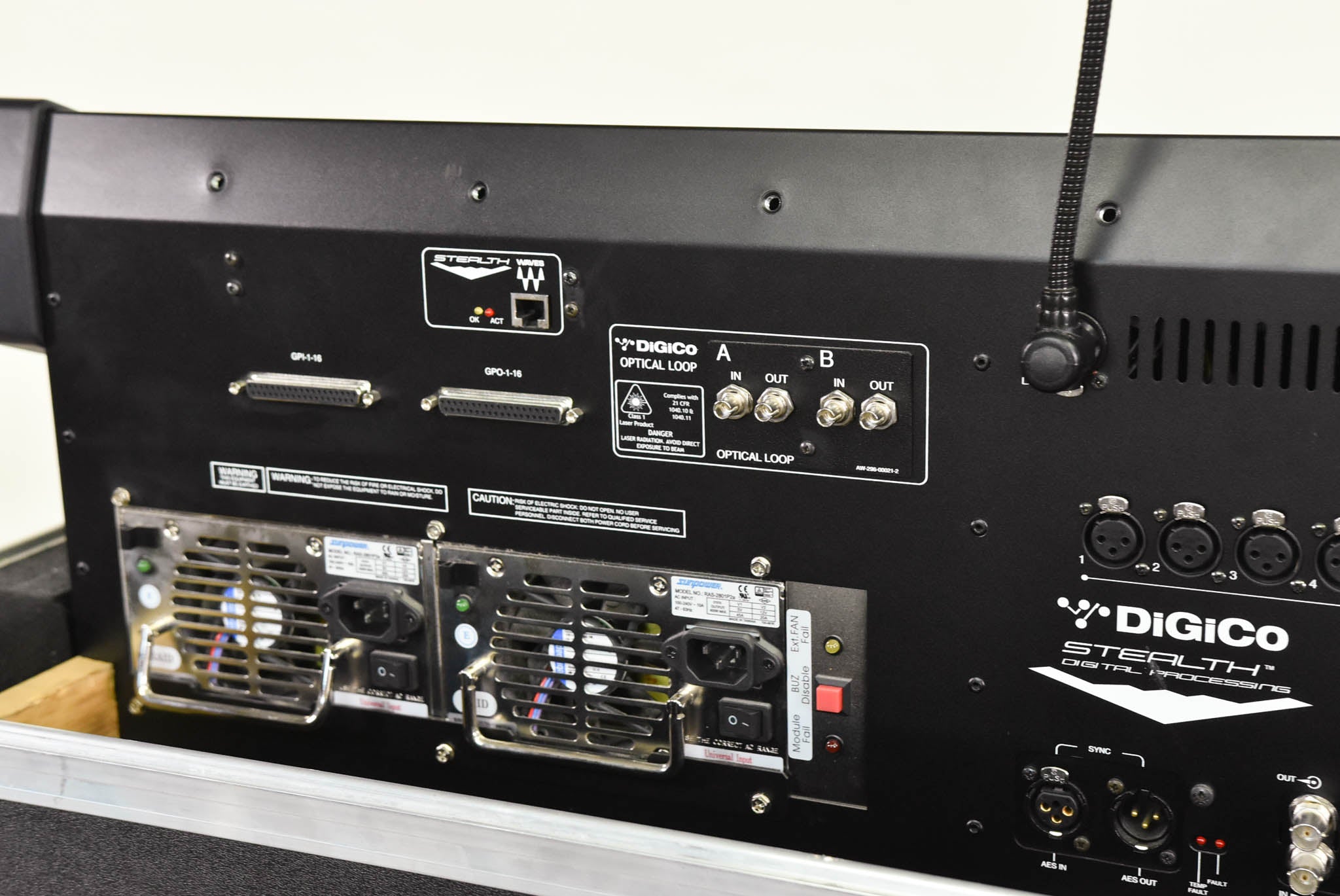 DiGiCo SD10-24 Digital Mixing Console with Road Case