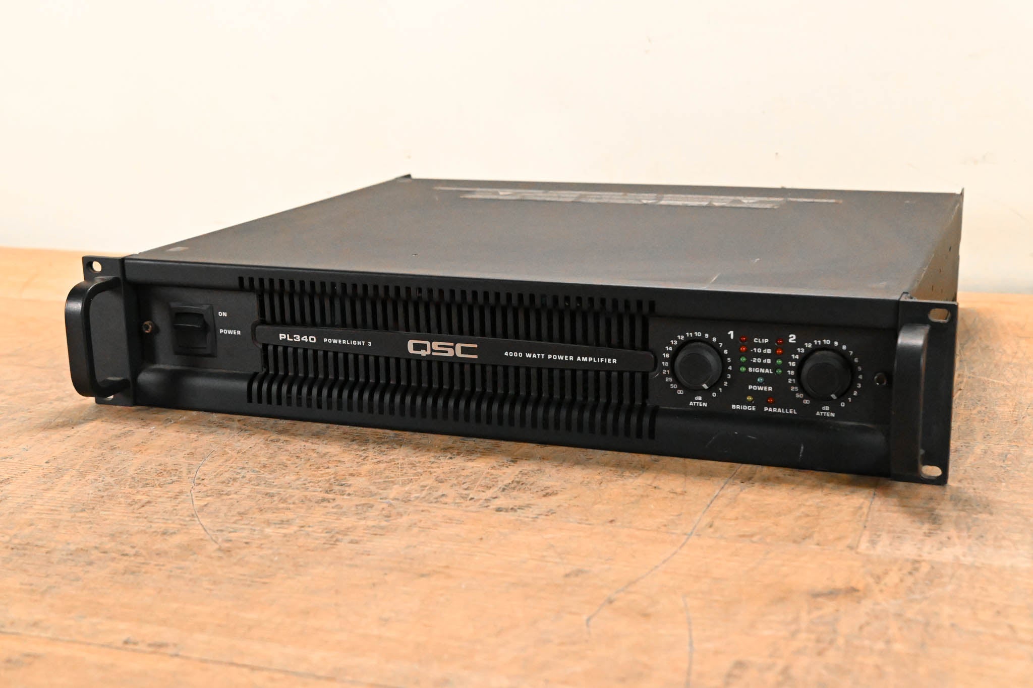 QSC PL340 Powerlight 3 Series 2-Channel Power Amplifier