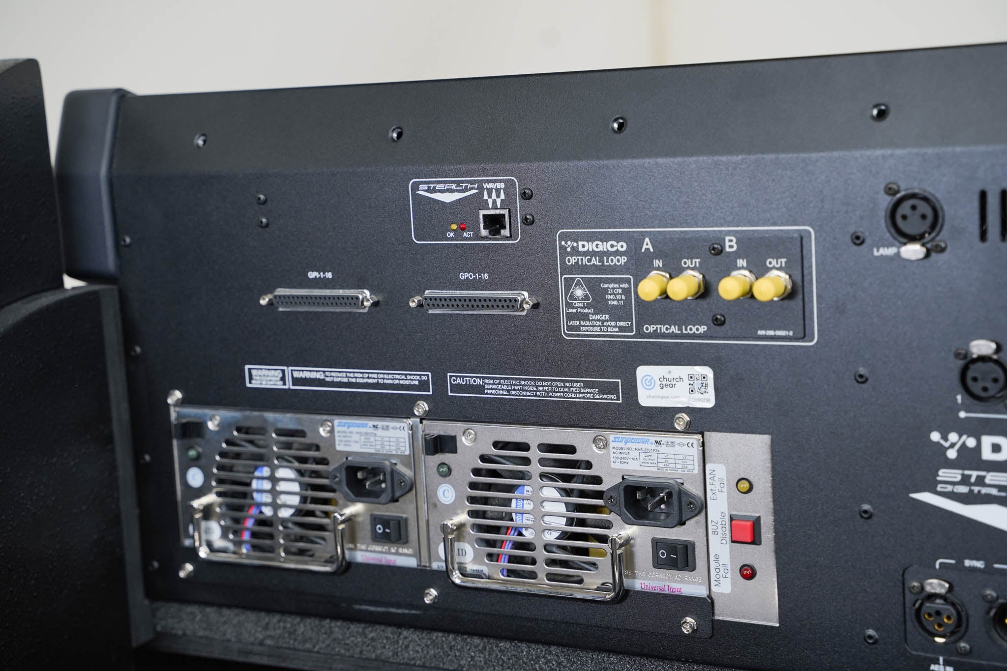 DiGiCo SD10 Digital Mixing Console w/ Waves Card, ST Optical & Road Case