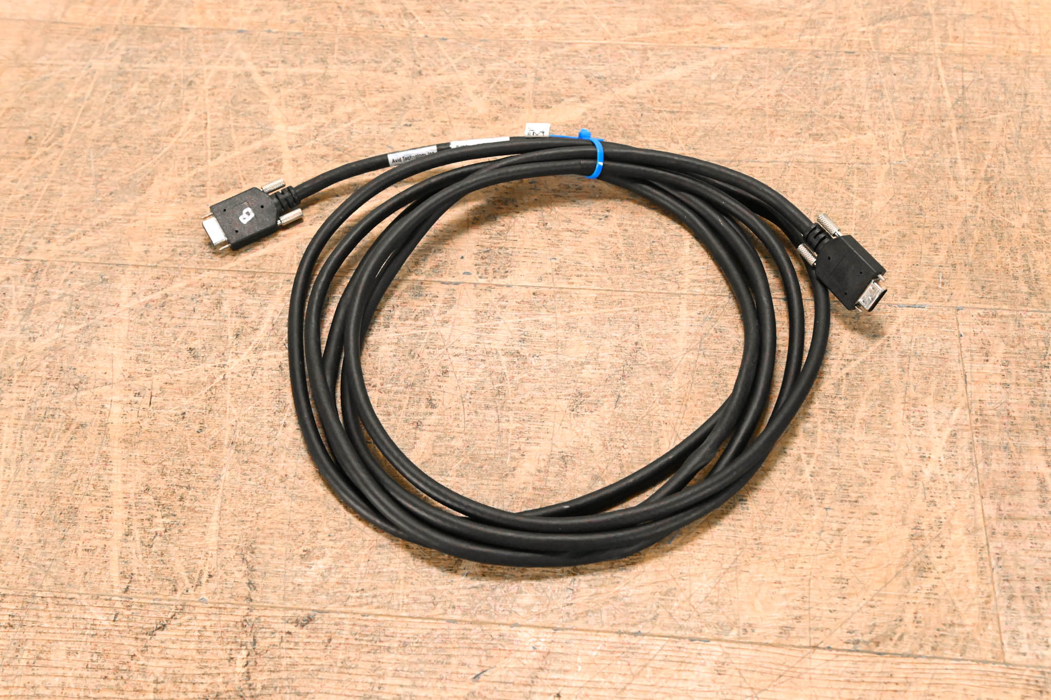 AVID Mini DigiLink Cable - 12 ft