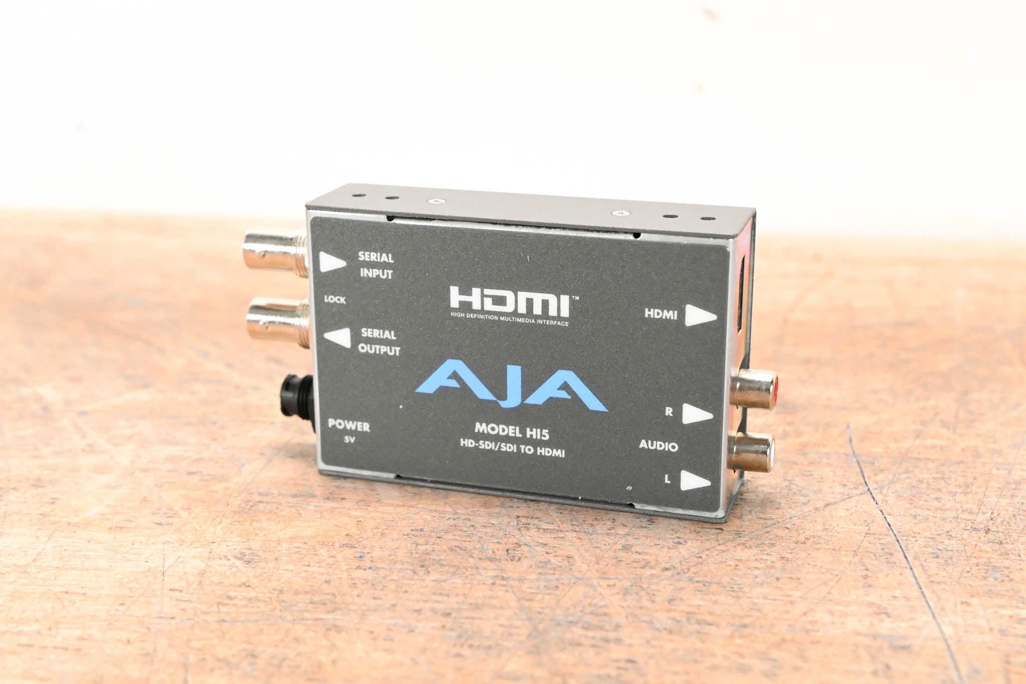 AJA HI5 HD/SD-SDI to HDMI Video and Audio Converter