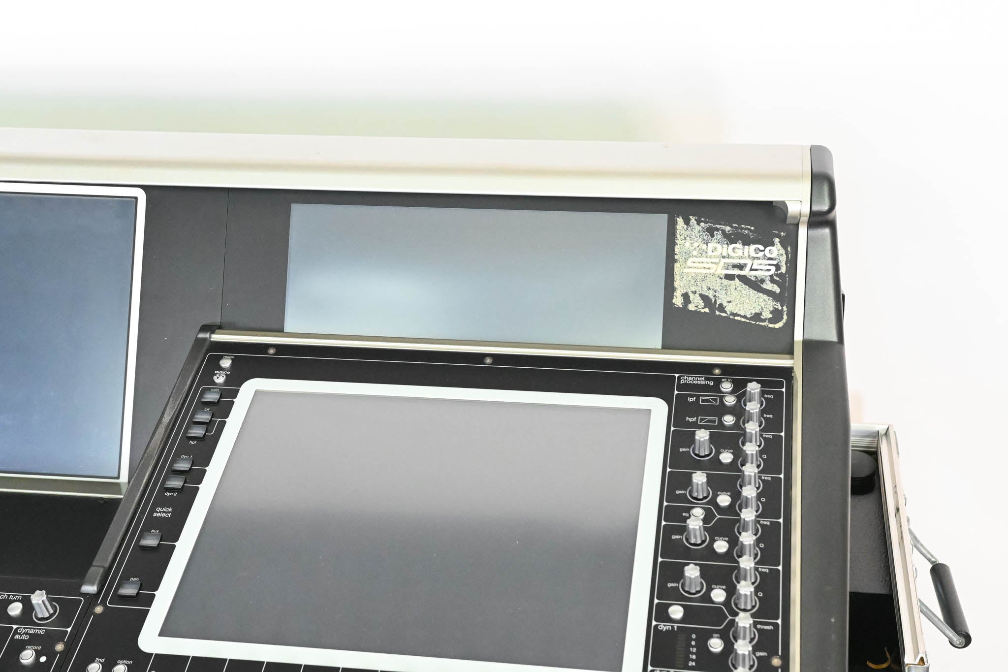 DiGiCo SD5 Digital Mixing Console with Road Case