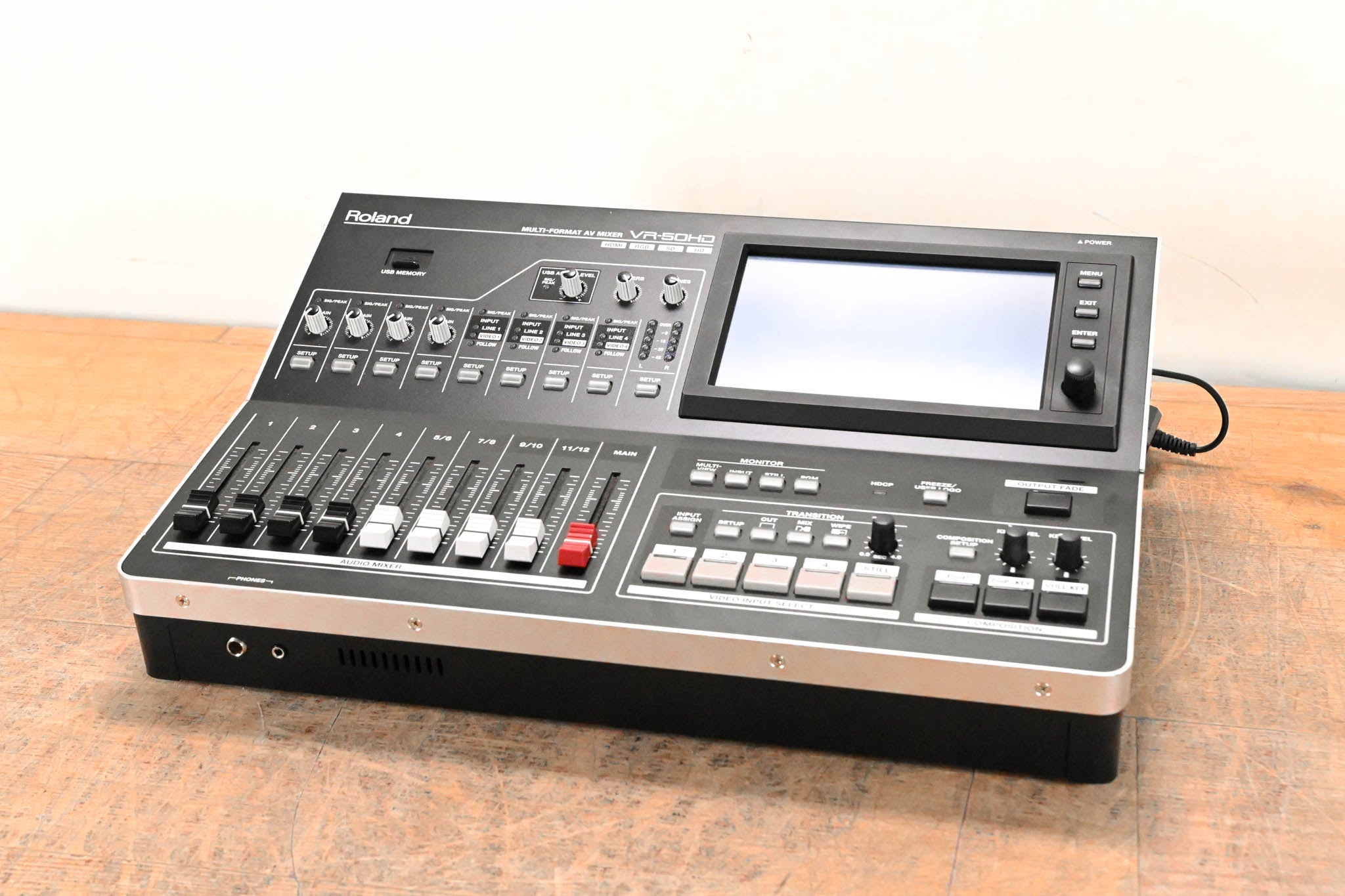 Roland VR-50HD Multi-Format AV Mixer