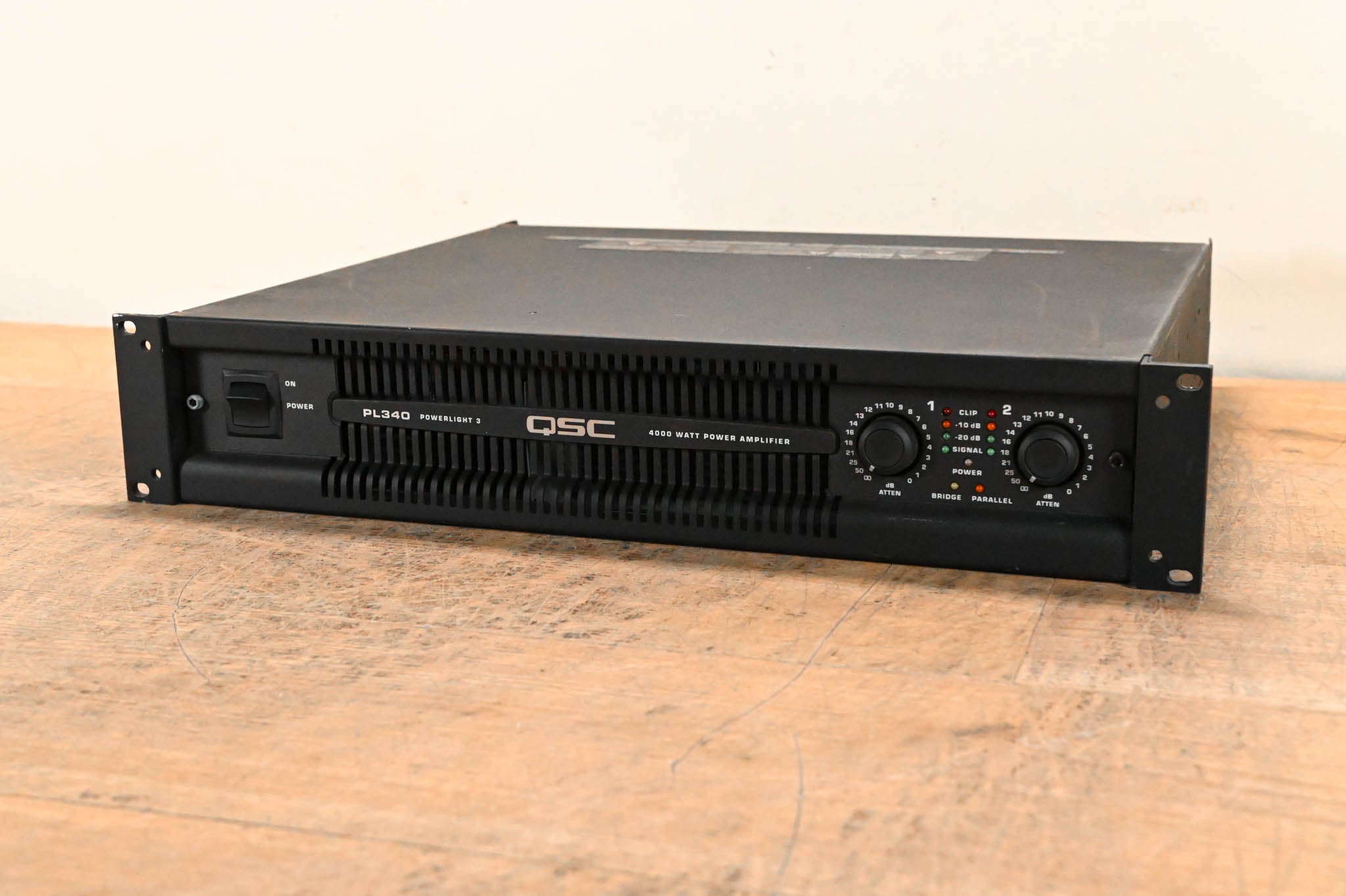 QSC PL340 Powerlight 3 Series 2-Channel Power Amplifier