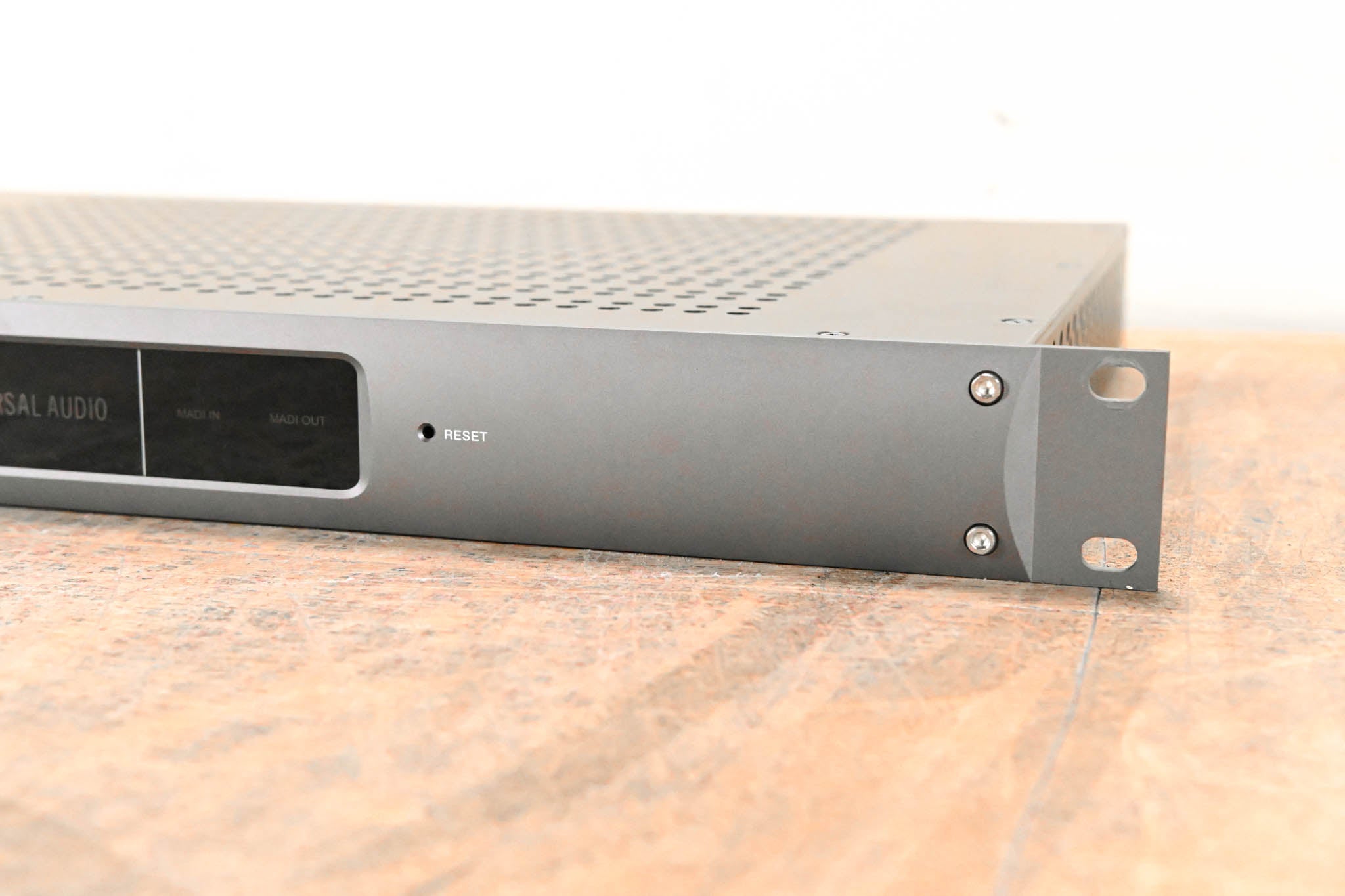 Universal Audio UAD-2 Live Rack 16-Channel MADI Effects Processor