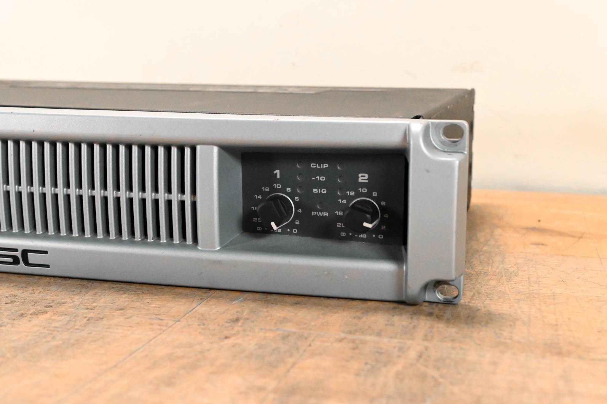 QSC PLX1804 2-Channel Power Amplifier