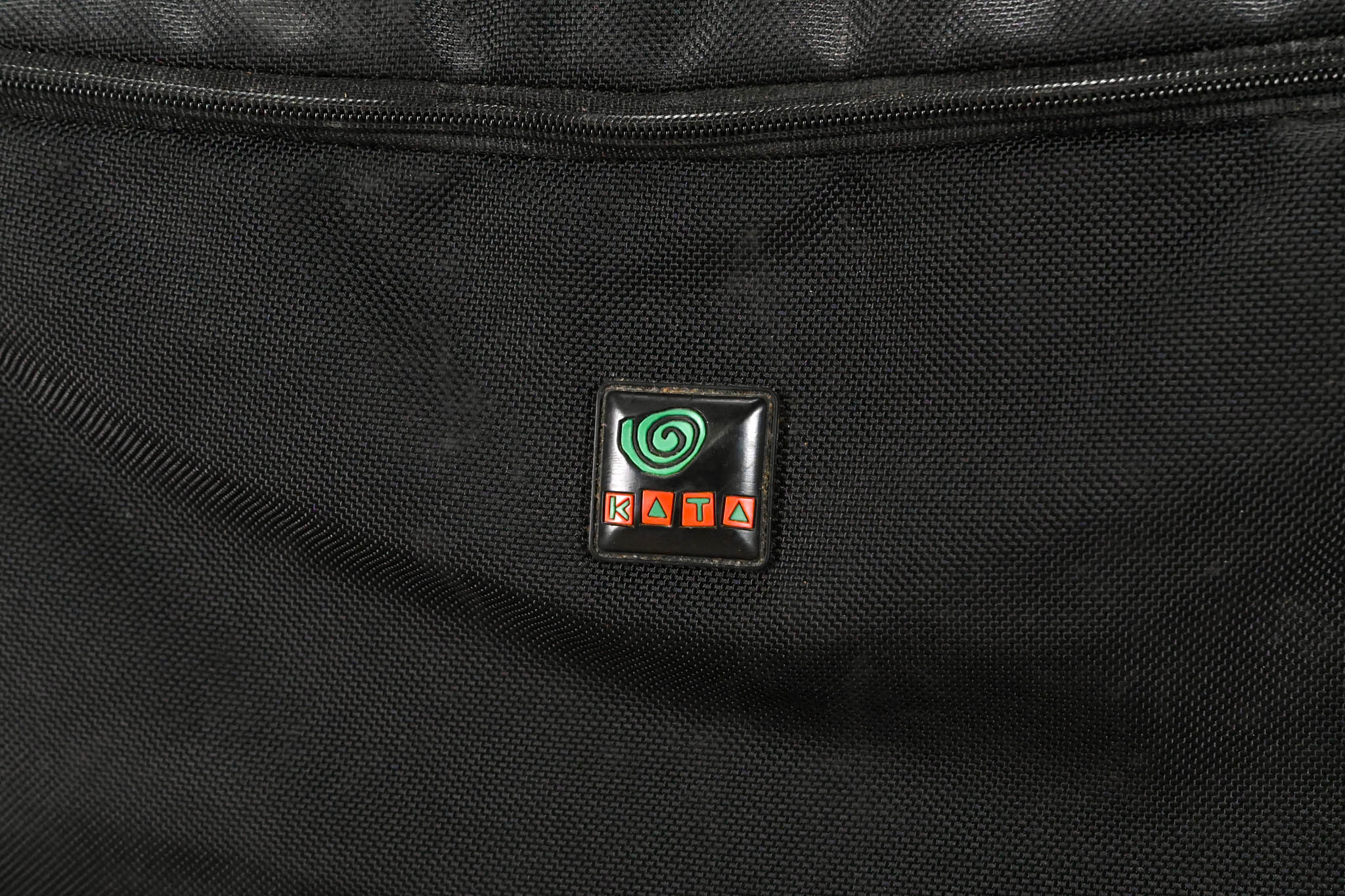 Kata CC-193 Shoulder Case for Camcorders