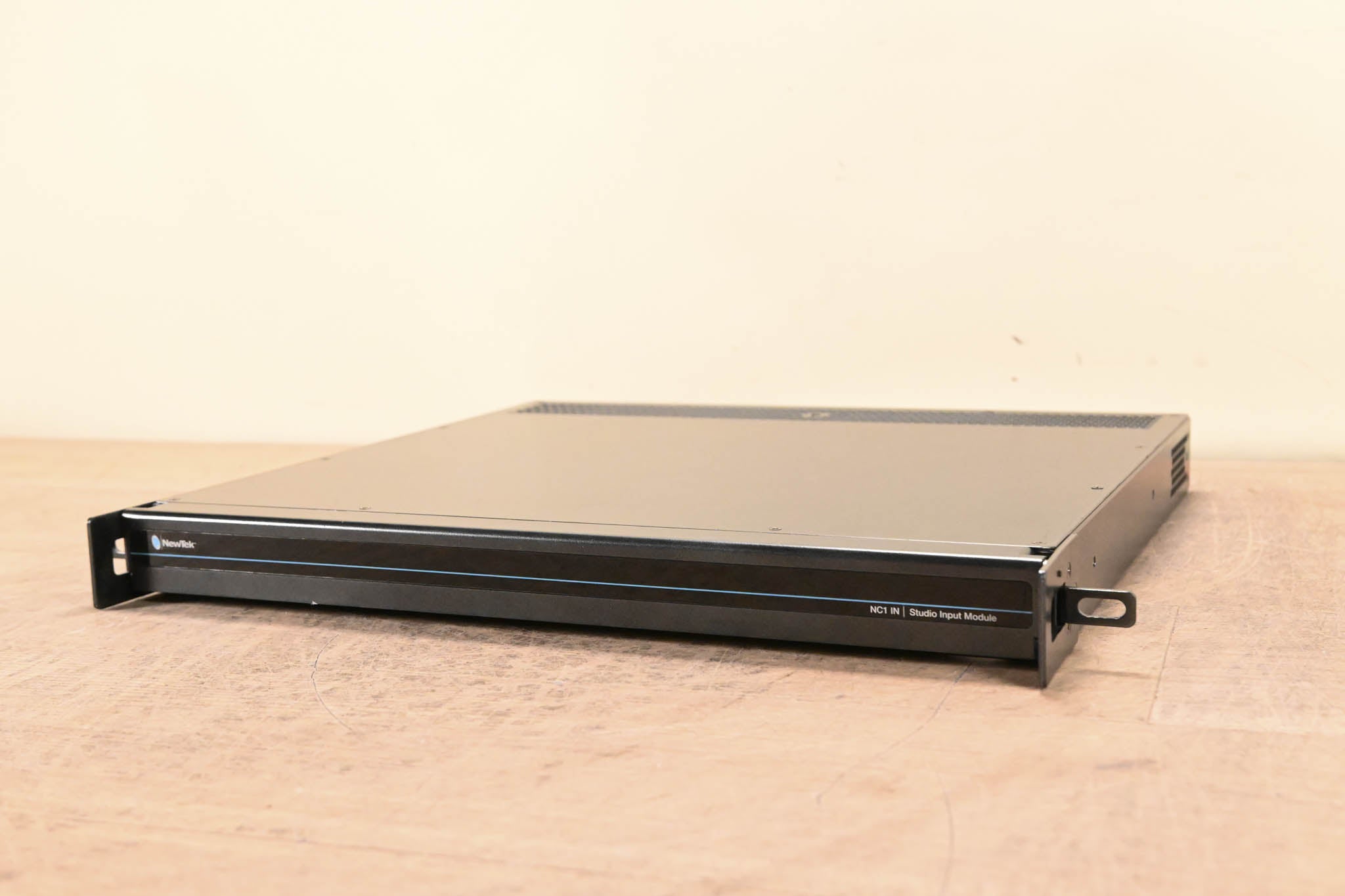 NewTek (Vizrt) NC1 IN 4-Channel Studio Input Module