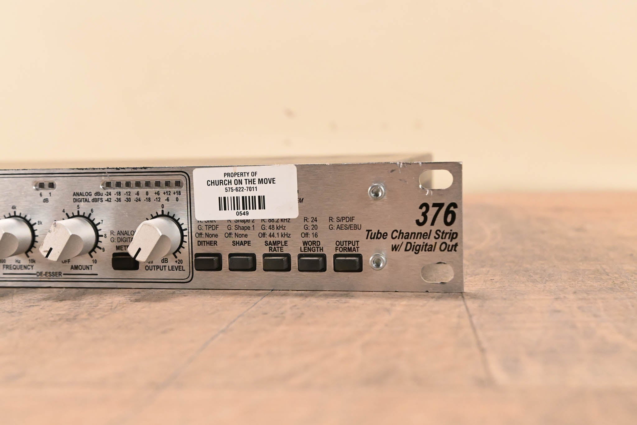dbx 376 Tube Channel Strip with Digital Out