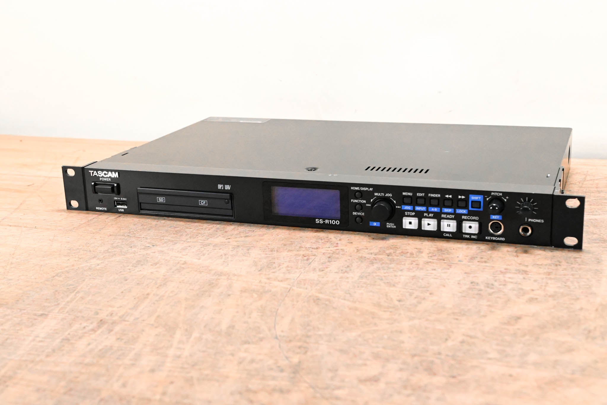 TASCAM SS-R100 Solid State Digital Digital Audio Recorder