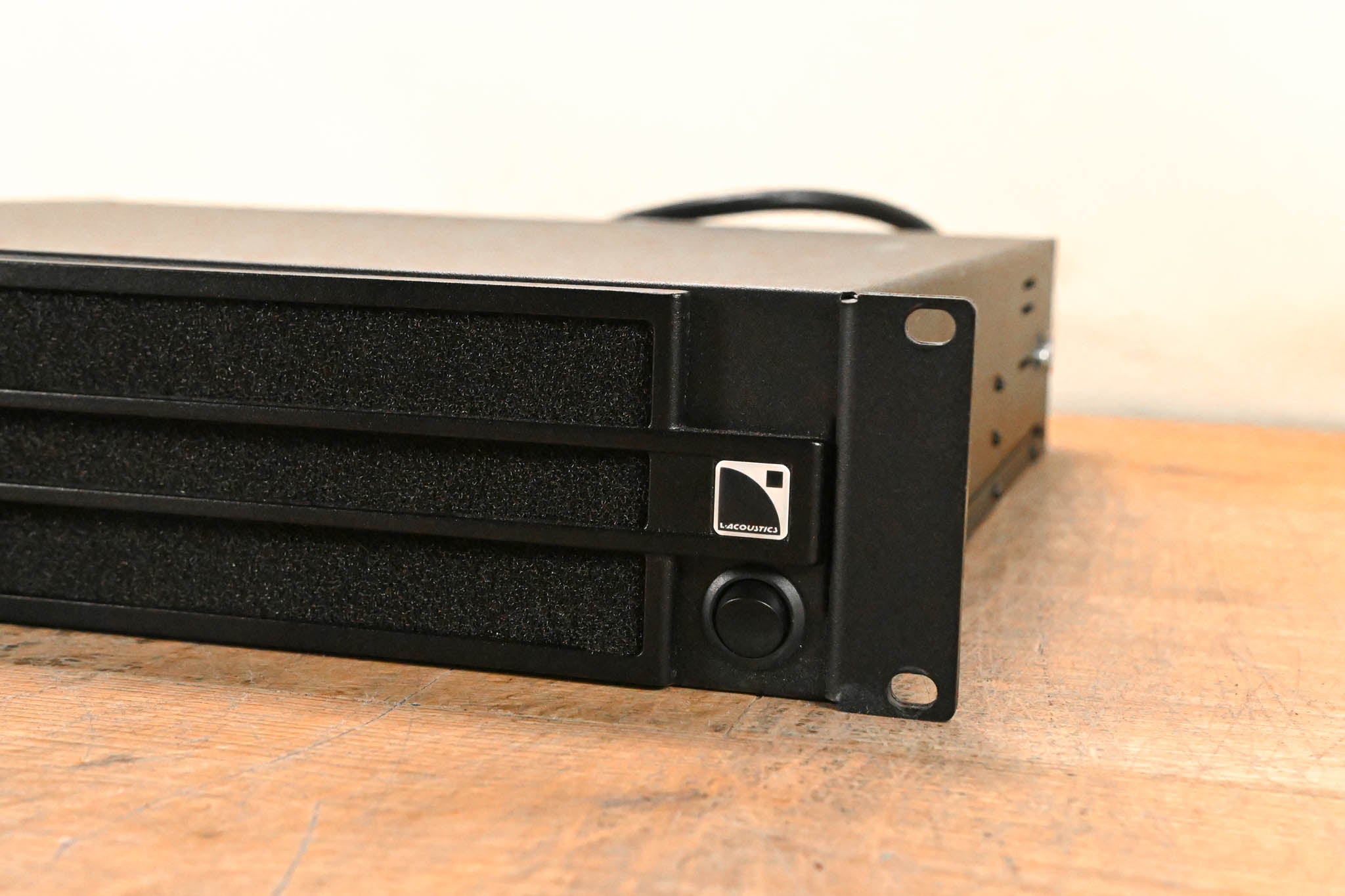 L-Acoustics LA8 US Four-Channel Amplified Controller