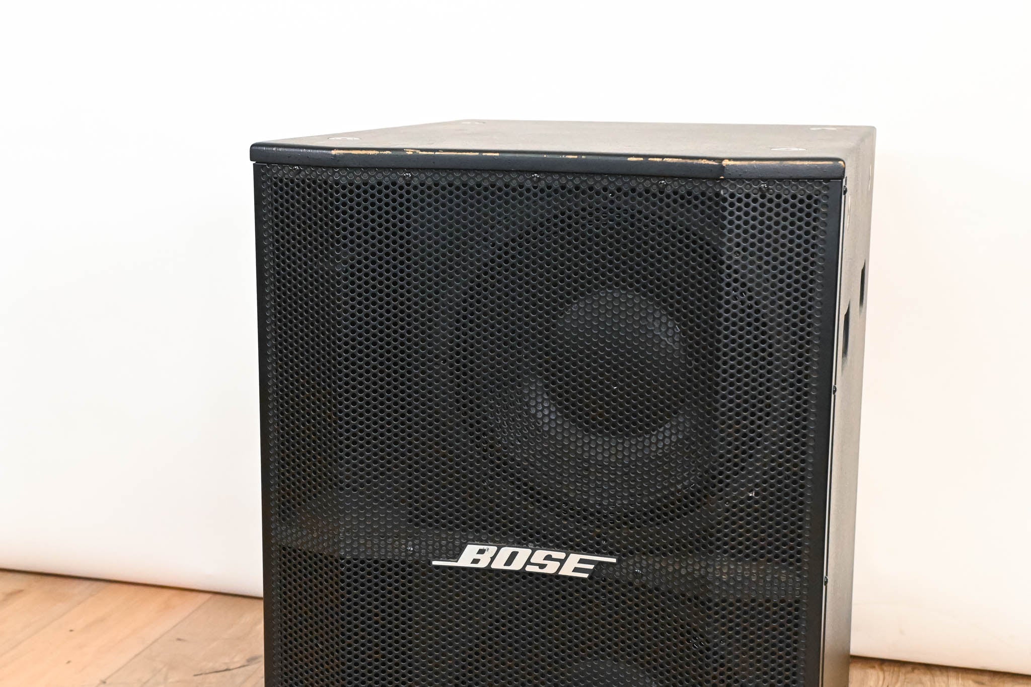 Bose Panaray LT MB24-III Modular Bass Loudspeaker