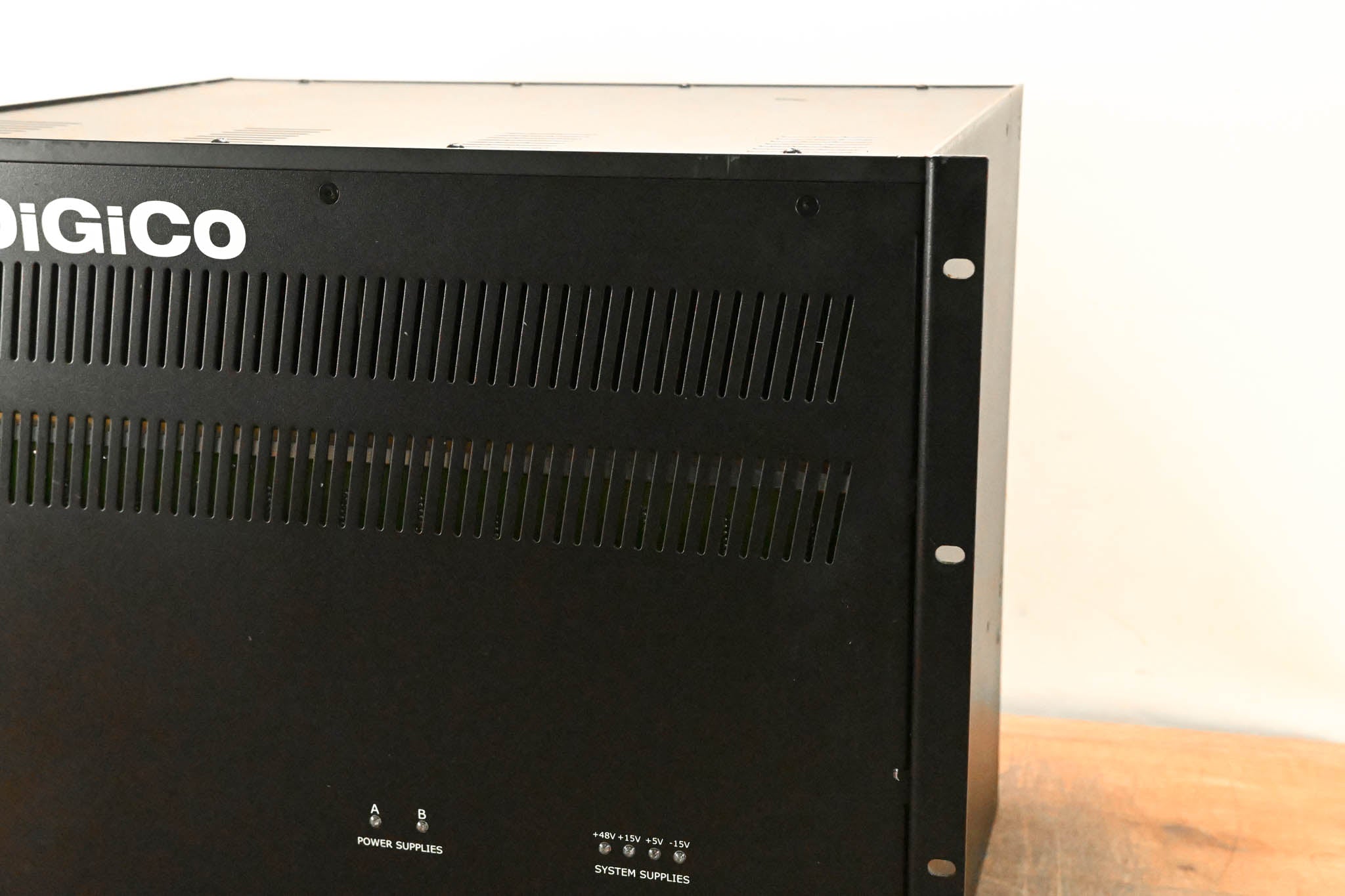 DiGiCo X-DIGIRACK2-D 56-in, 8-out DiGiRack with MADI / Optical Module