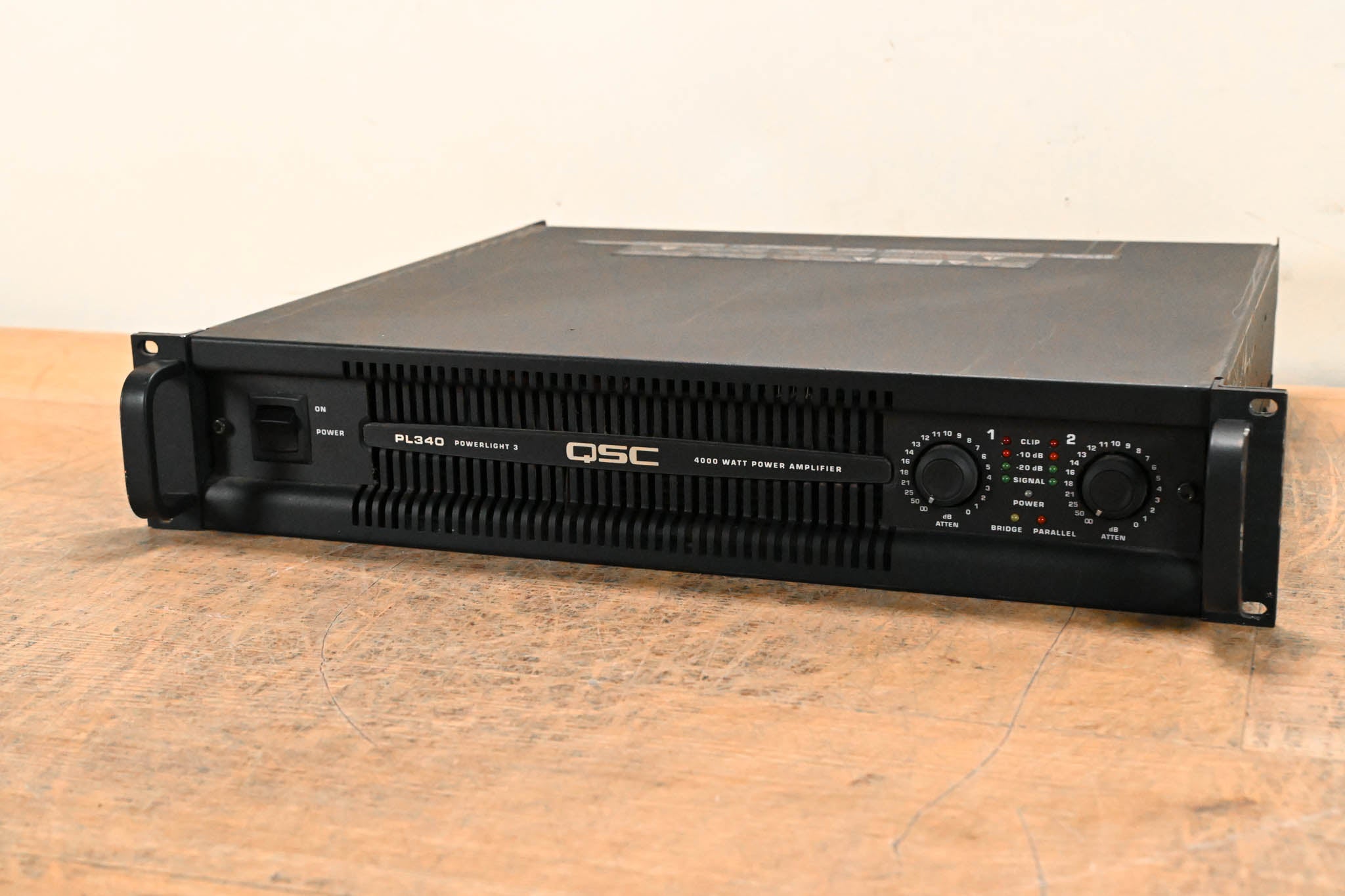 QSC PL340 Powerlight 3 Series 2-Channel Power Amplifier