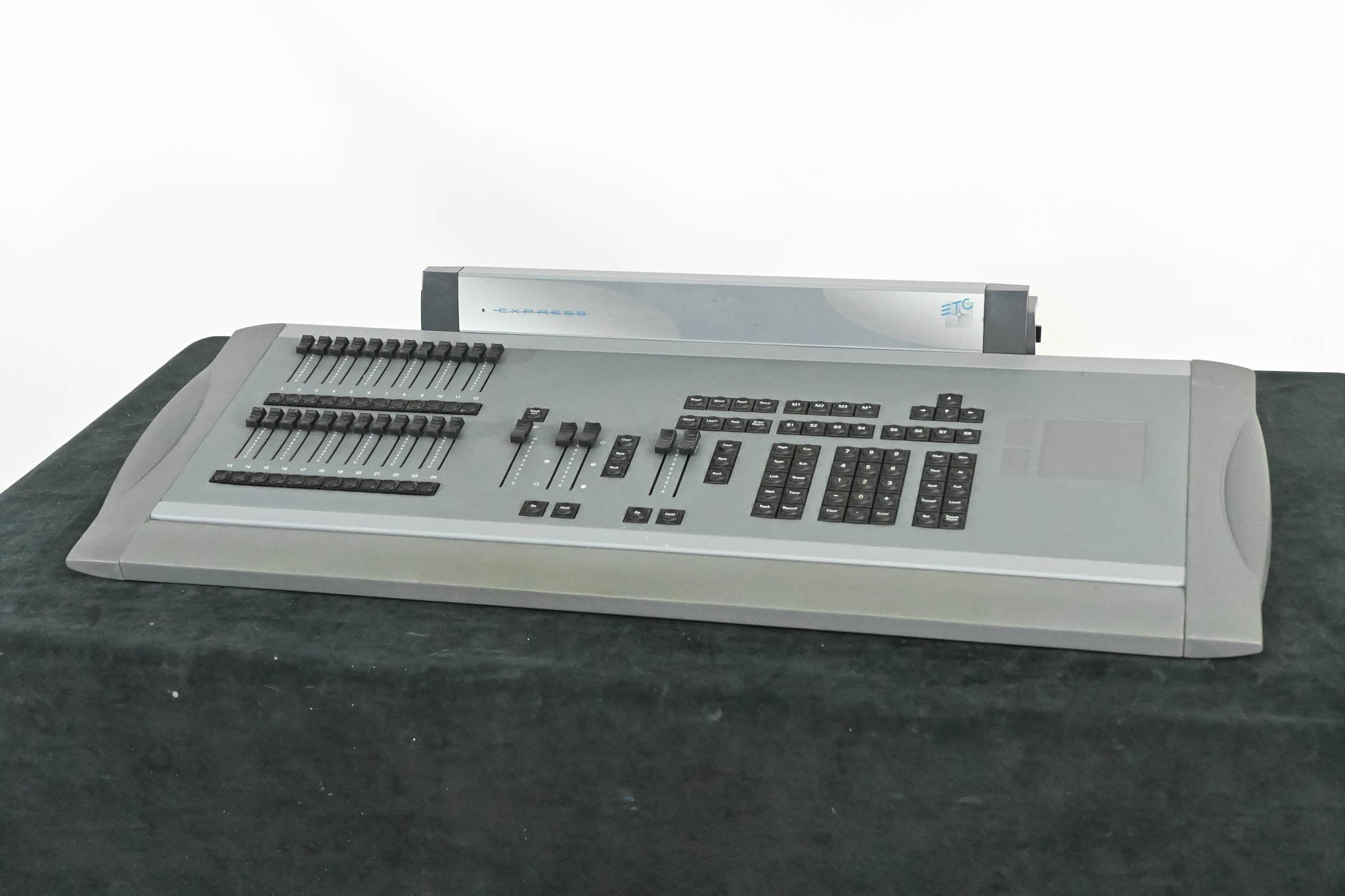 ETC Express 250 Lighting Control Console (NO POWER SUPPLY)