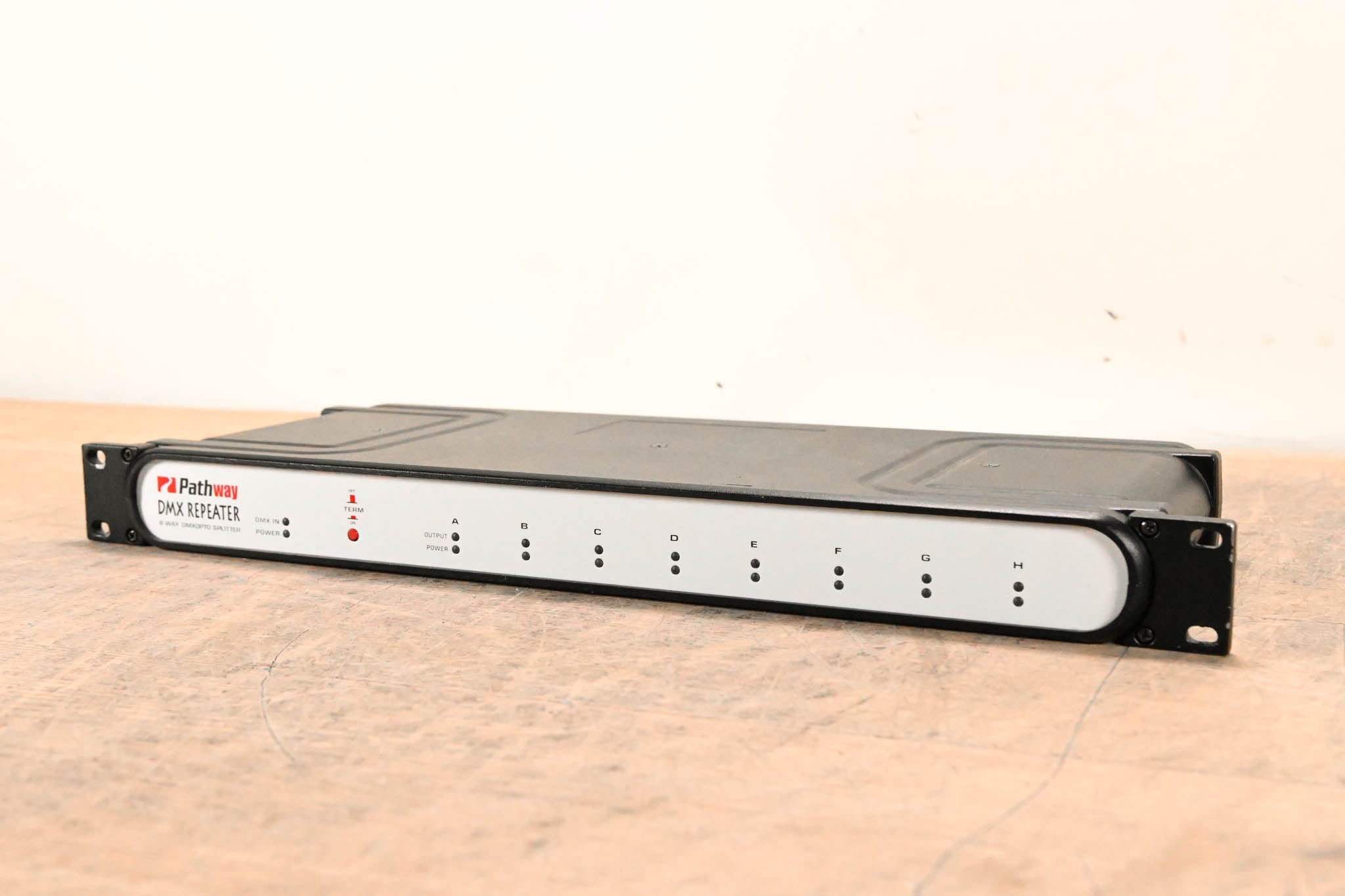 Pathway Connectivity 9014 8-Way DMX Repeater with Rear 5-pin XLR