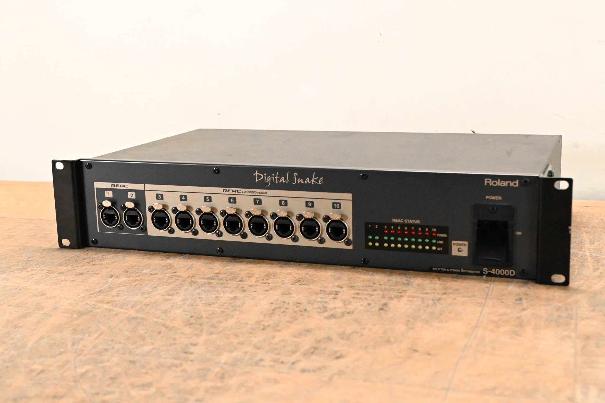 Roland S-4000D Splitter and Power Distributor for M-48 Personal Mixers