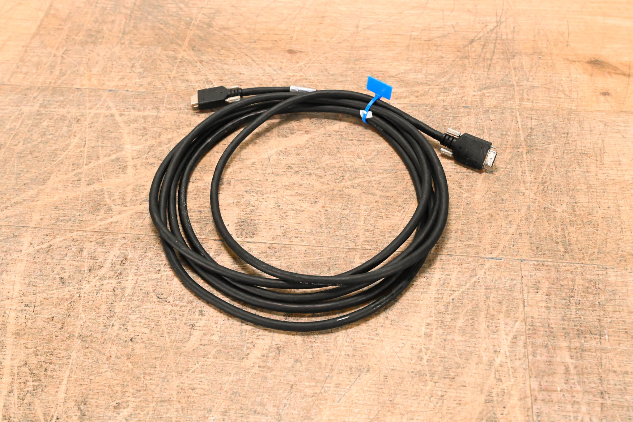 AVID Mini DigiLink Cable - 12 ft