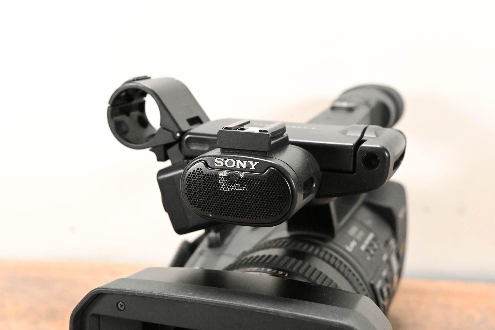 Sony HXR-NX5U NXCAM Professional Camcorder