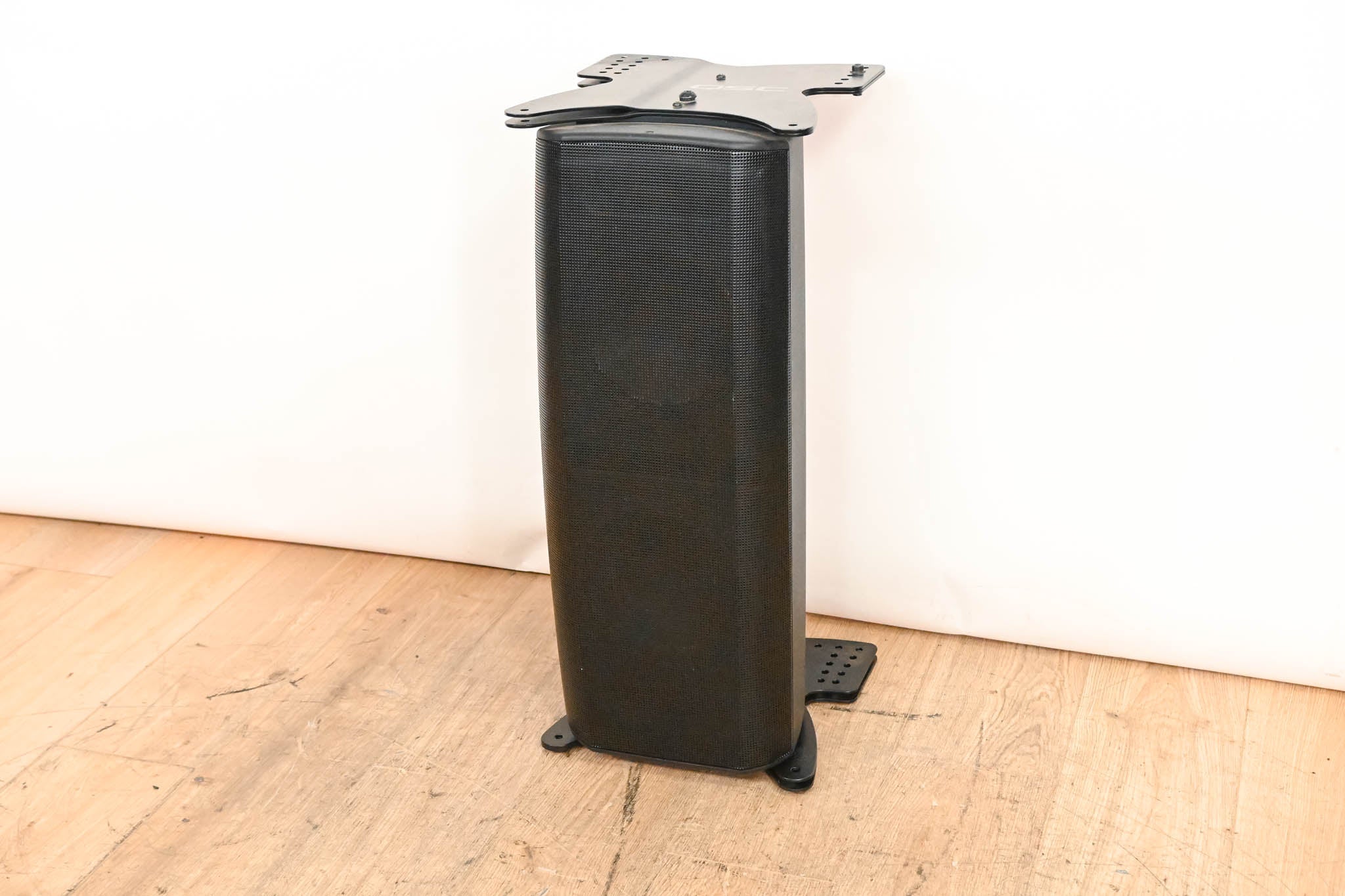 QSC WL2082-i Installation Line Array Loudspeaker