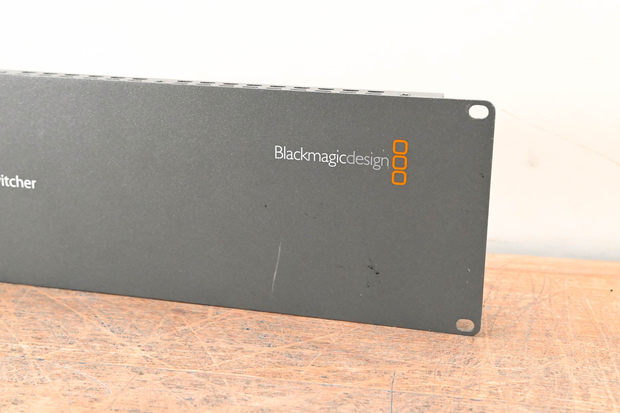 Blackmagic Design ATEM 2 M/E Production Switcher