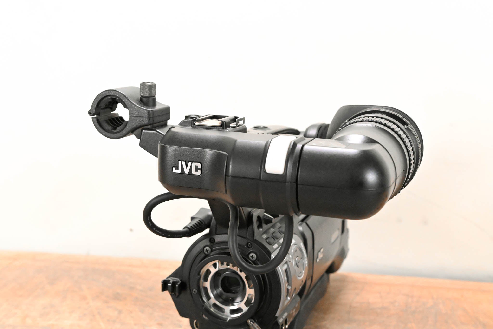 JVC GY-HM700CHU ProHD Compact Shoulder Solid State Camcorder