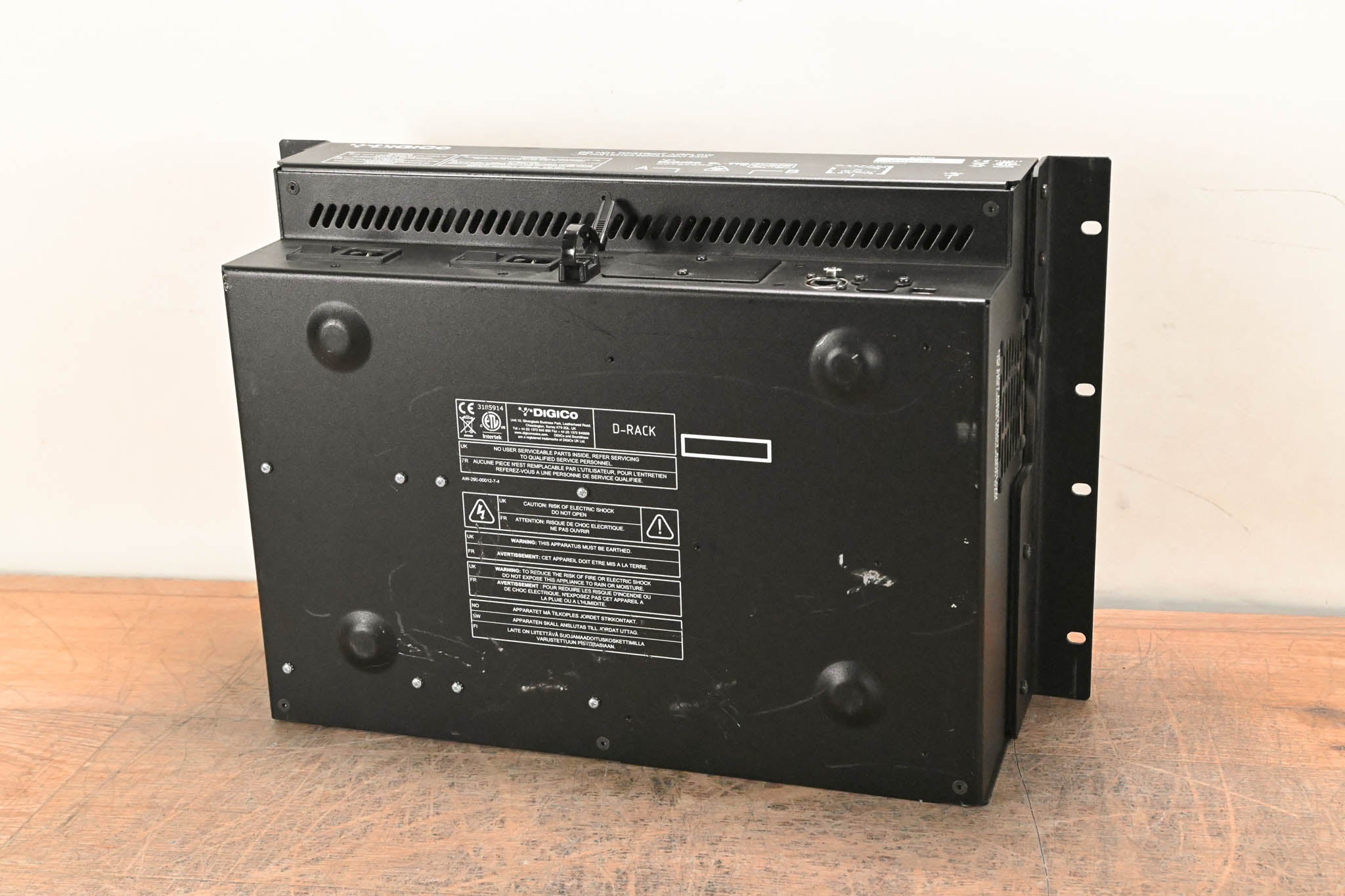 DiGiCo D-Rack 32-in Cat 6 Analog I/O Stage Box