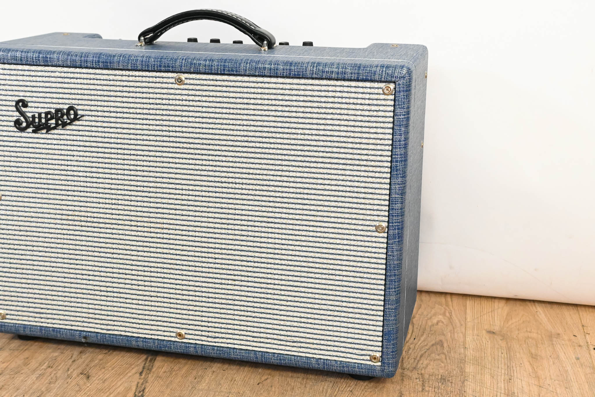 Supro Saturn Reverb 1648RT 1x12" 15-watt Tube Combo Amplifier