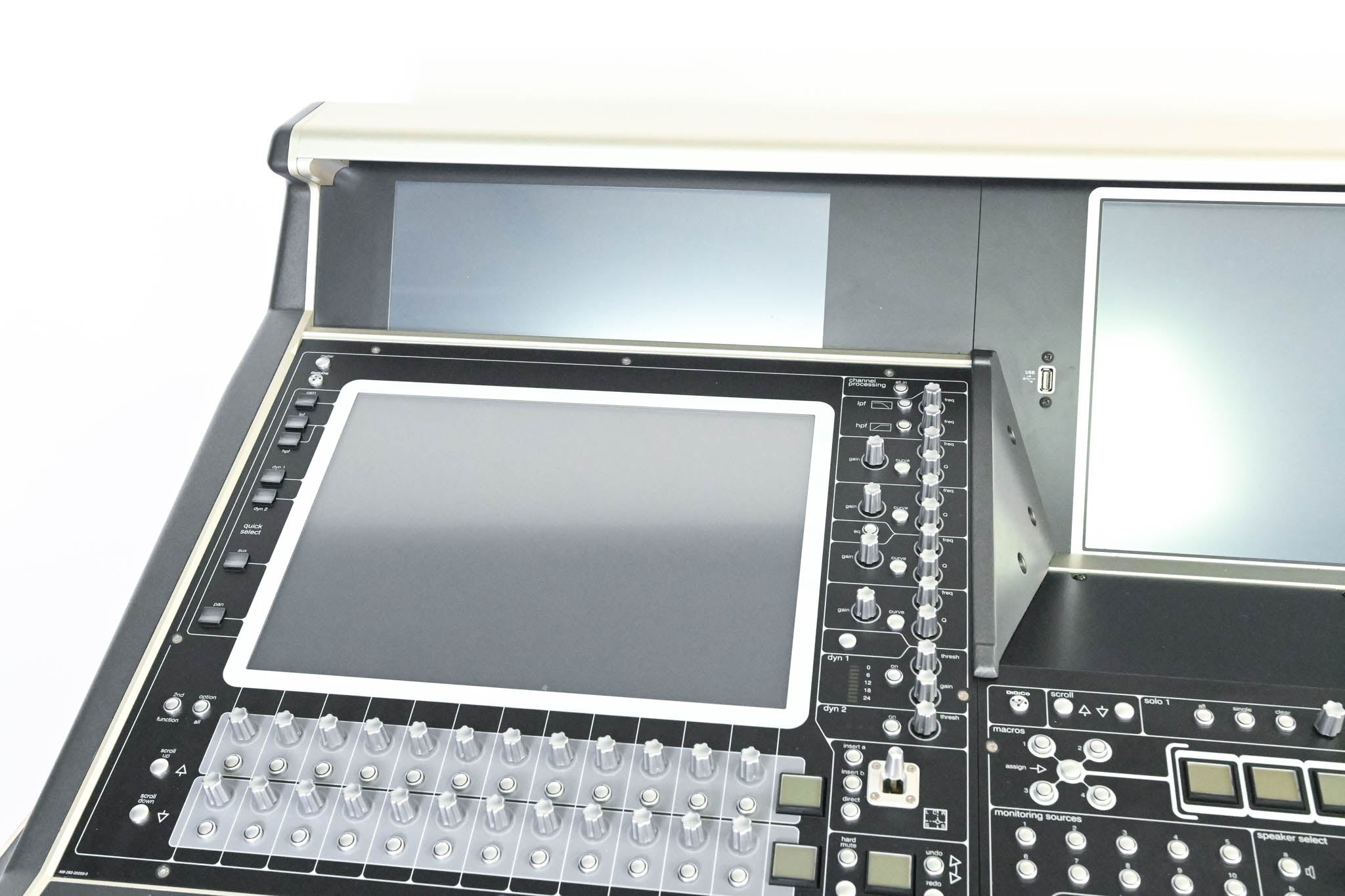 DiGiCo SD5 Digital Mixing Console with Road Case