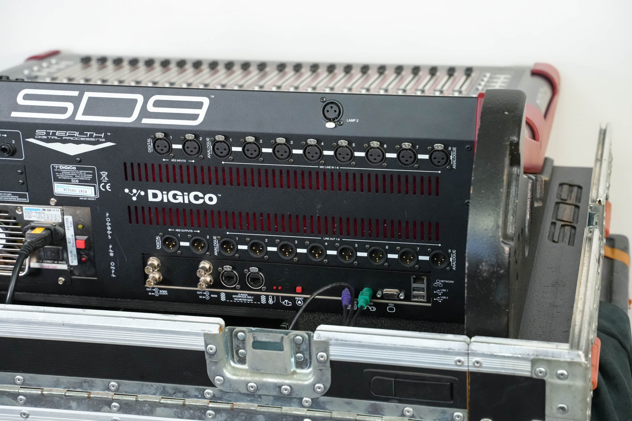 DiGiCo SD9 Digital Mixing Console with Road Case