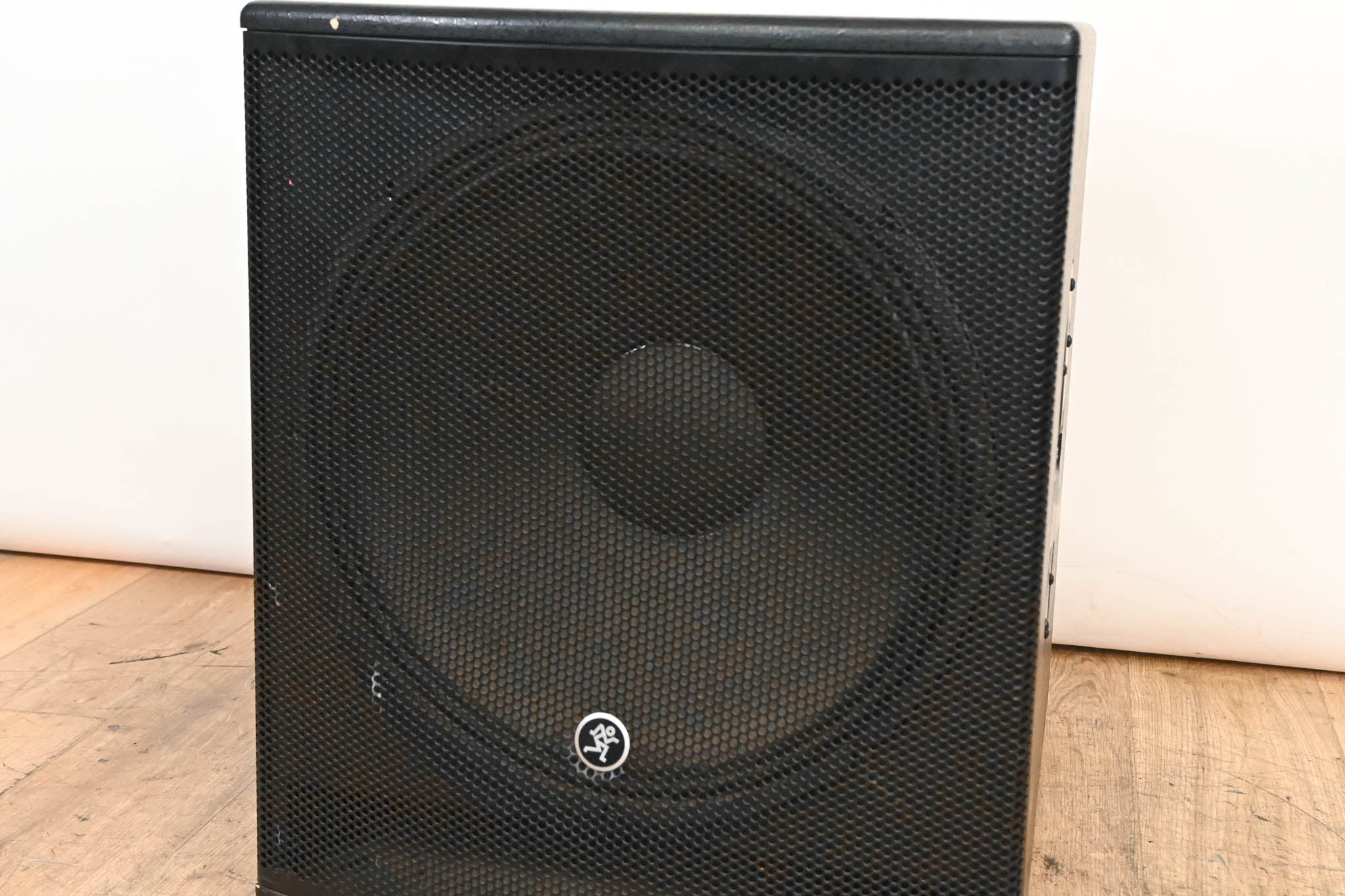 Mackie SRM1801 1000W 18-inch Powered Subwoofer
