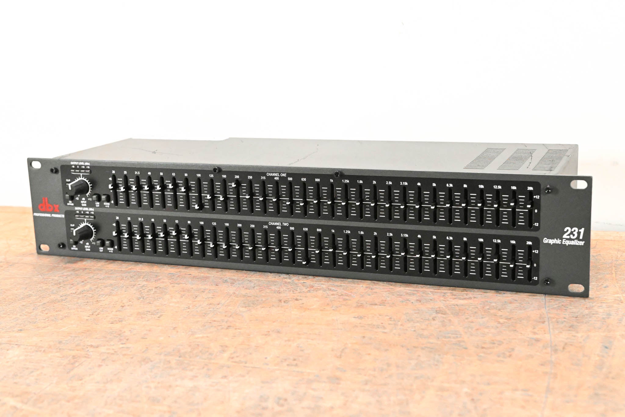 dbx 231 Dual-Channel 31-Band Graphic Equalizer