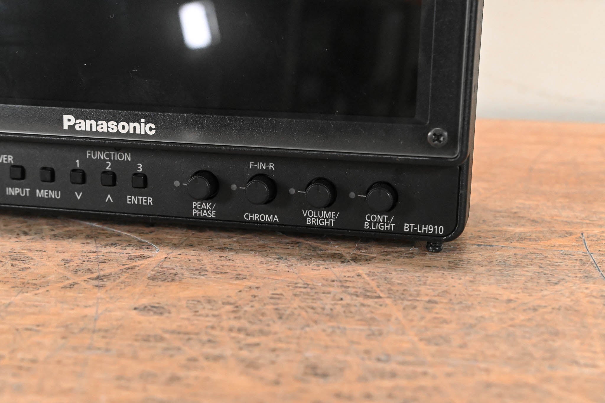 Panasonic BT-LH910G 9" LCD HDMI / SDI Video Monitor