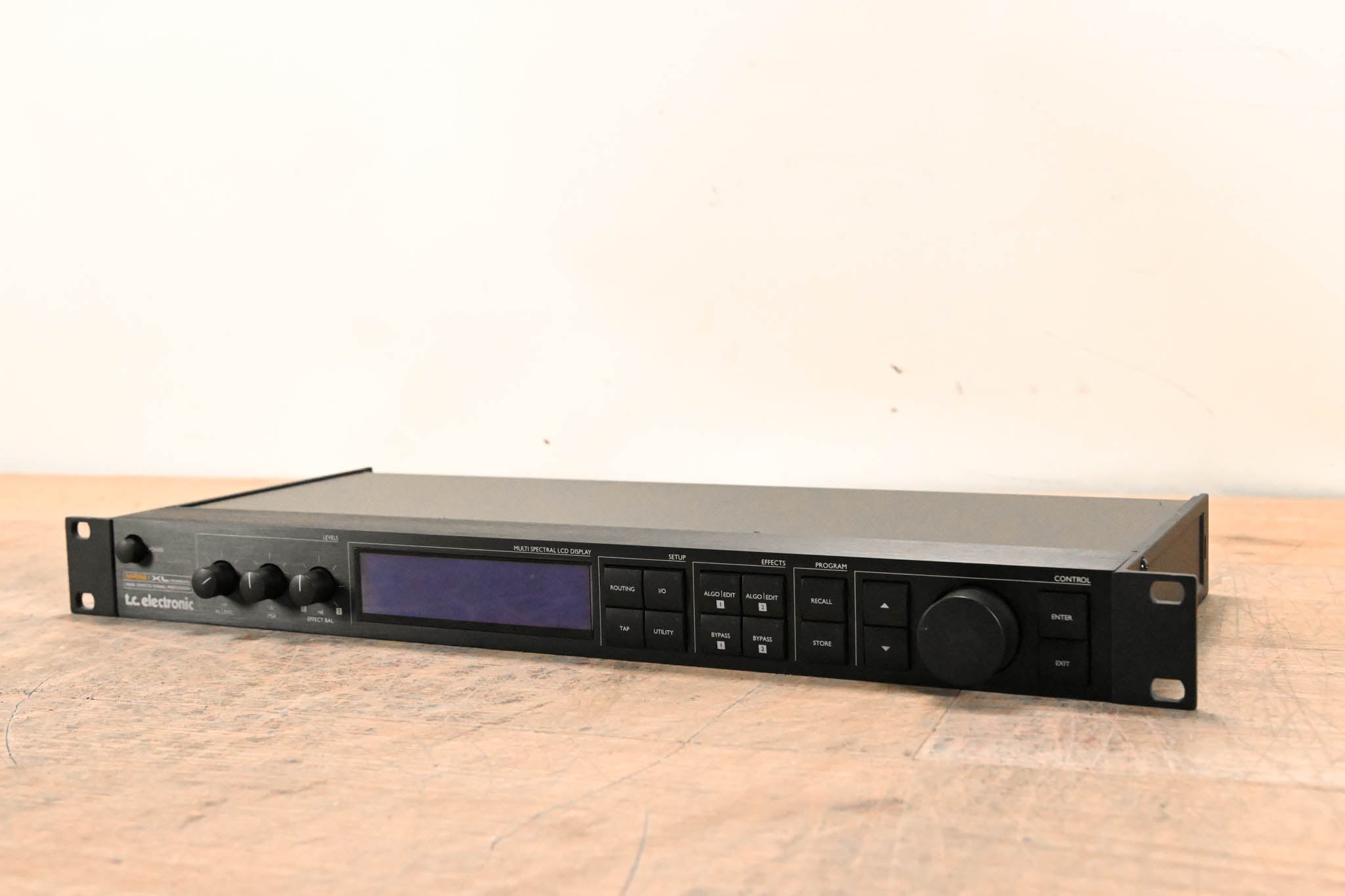 TC Electronic M-ONE XL Dual-Engine Effects Processor