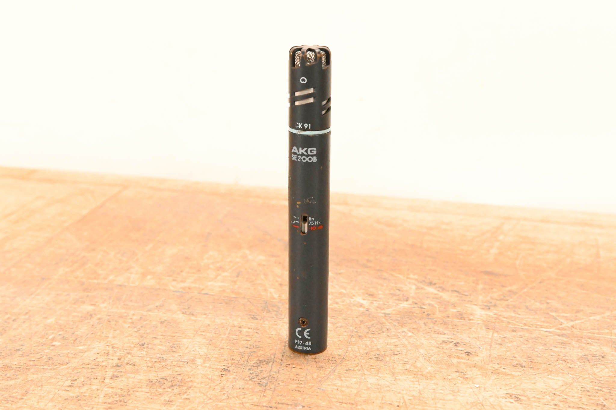 AKG SE300 B Condenser Instrument Microphone with CK91 Cardioid Capsule