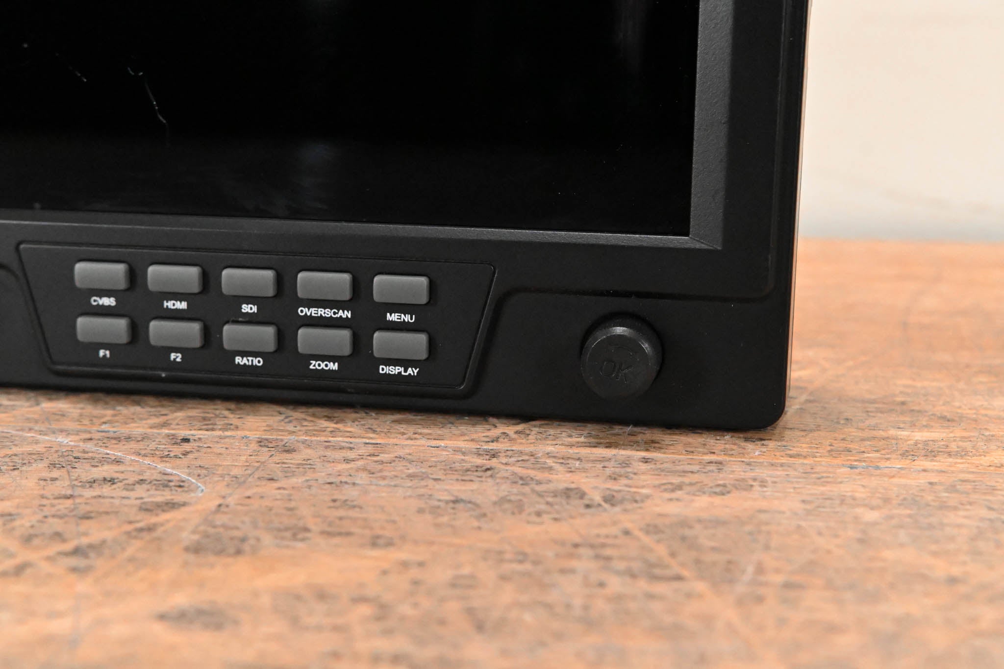 ProHD DT-X71HI 7" 3G SDI & HDMI LCD Monitor