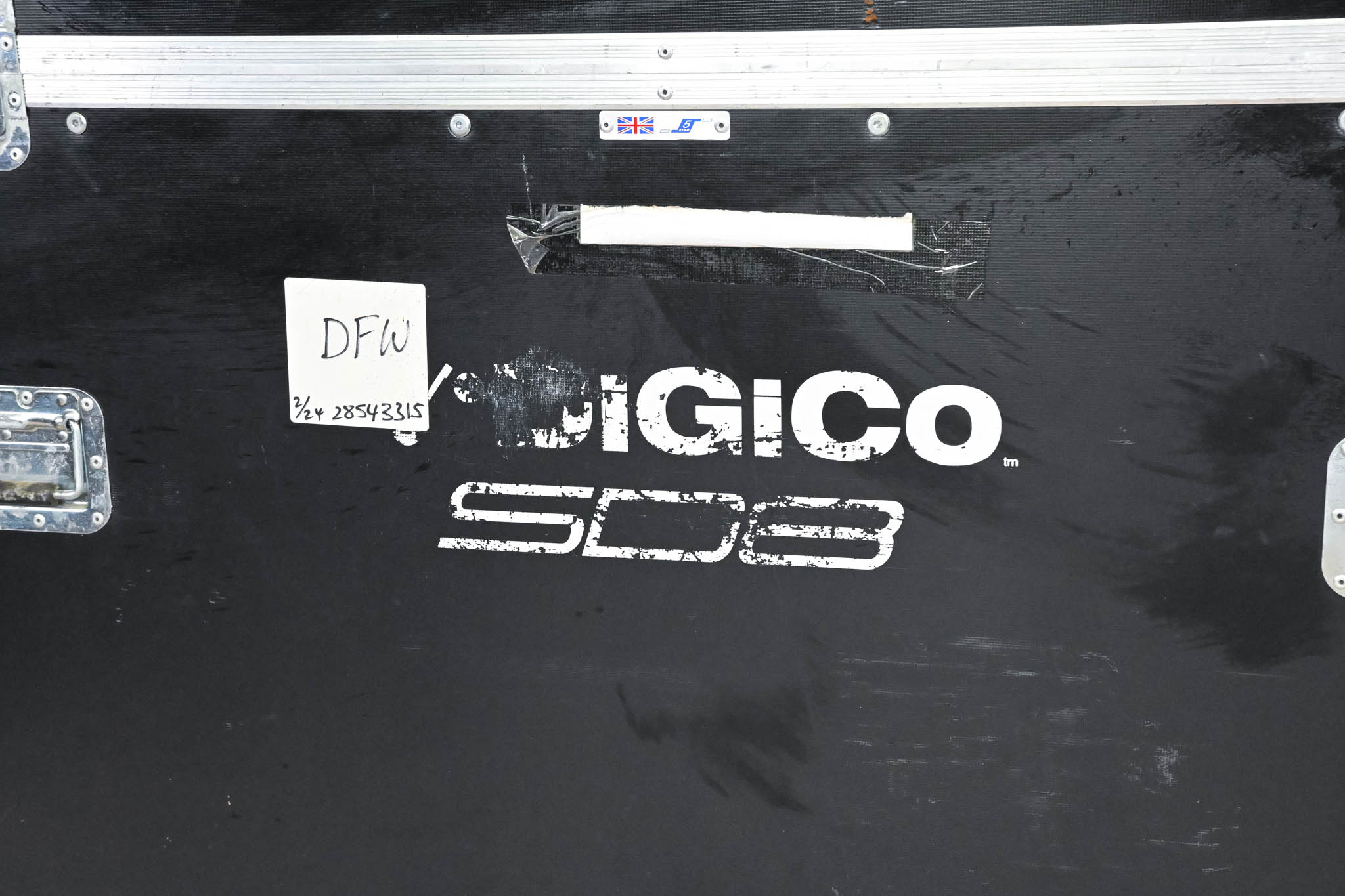 DiGiCo SD8 Mixer Flight Case