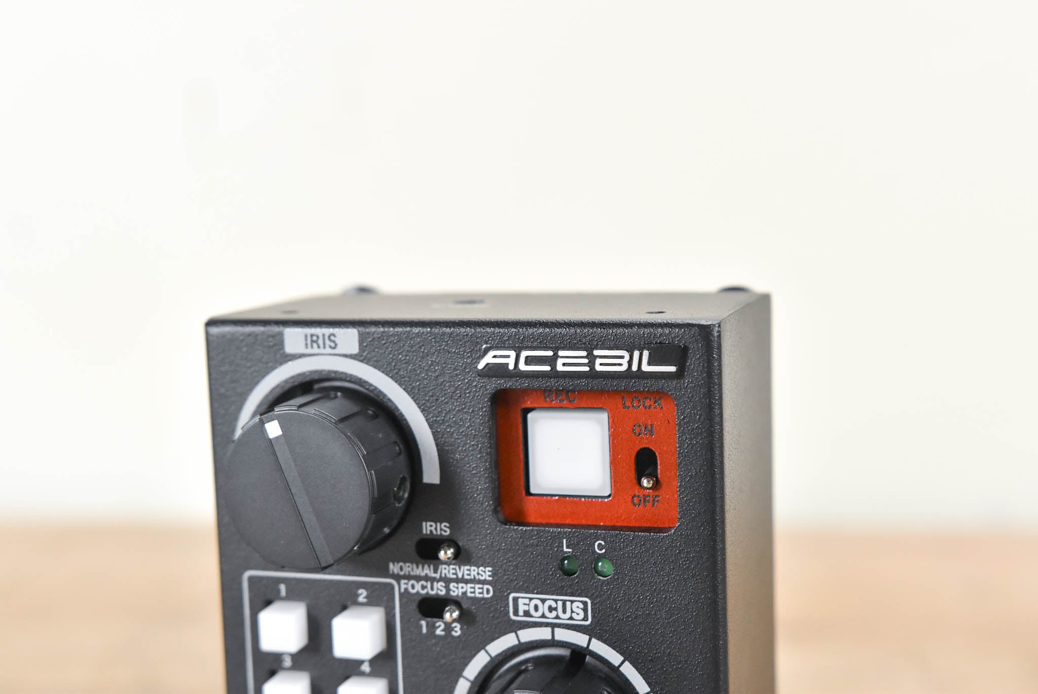 Acebil RM-C2 Remote Lens Zoom/Focus/Iris Control Unit for Canon