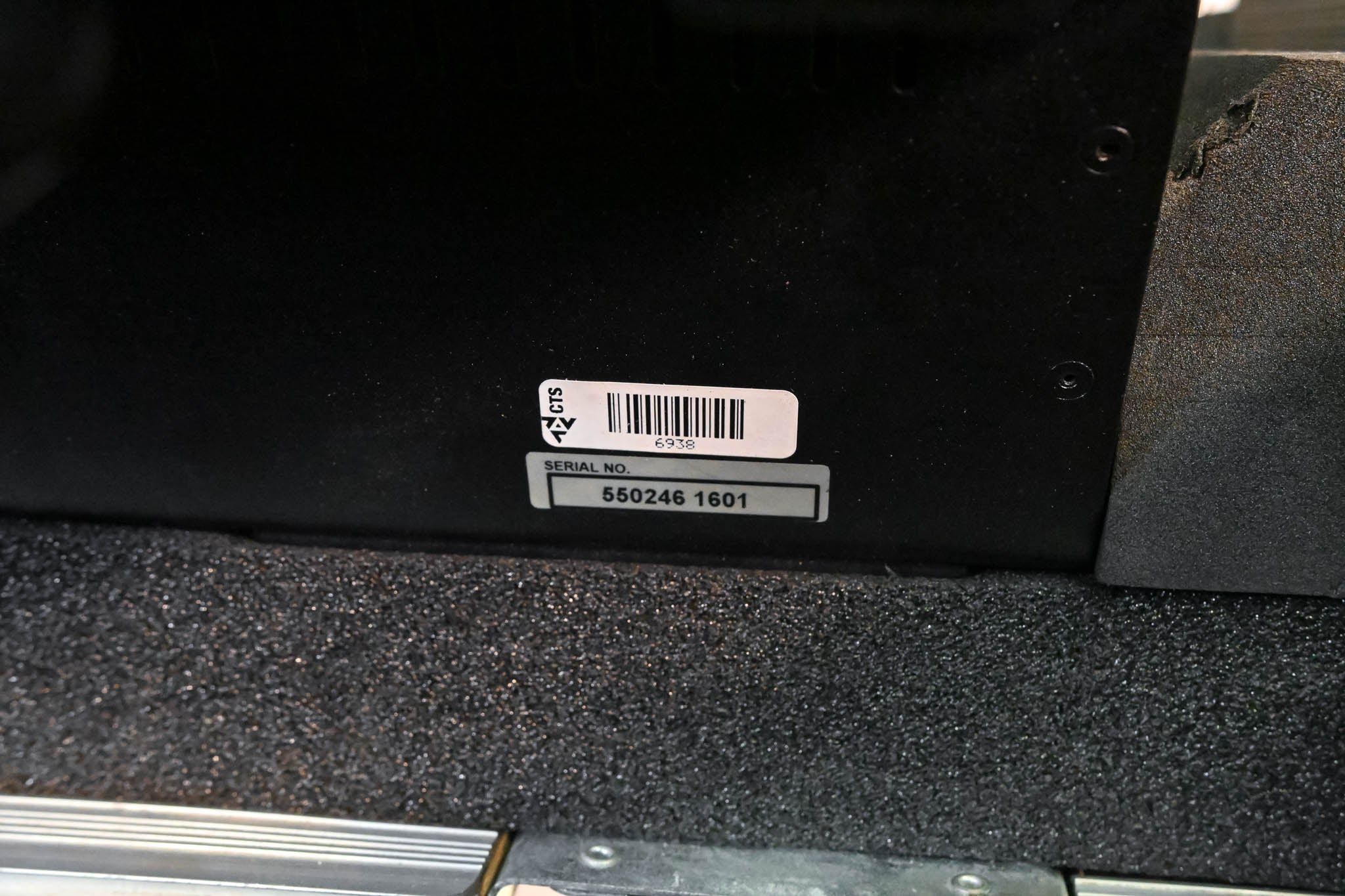 DiGiCo SD5 Digital Mixing Console with Road Case