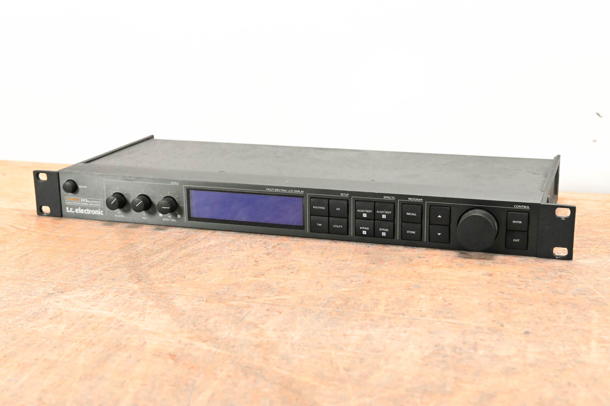TC Electronic M-ONE XL Dual-Engine Effects Processor