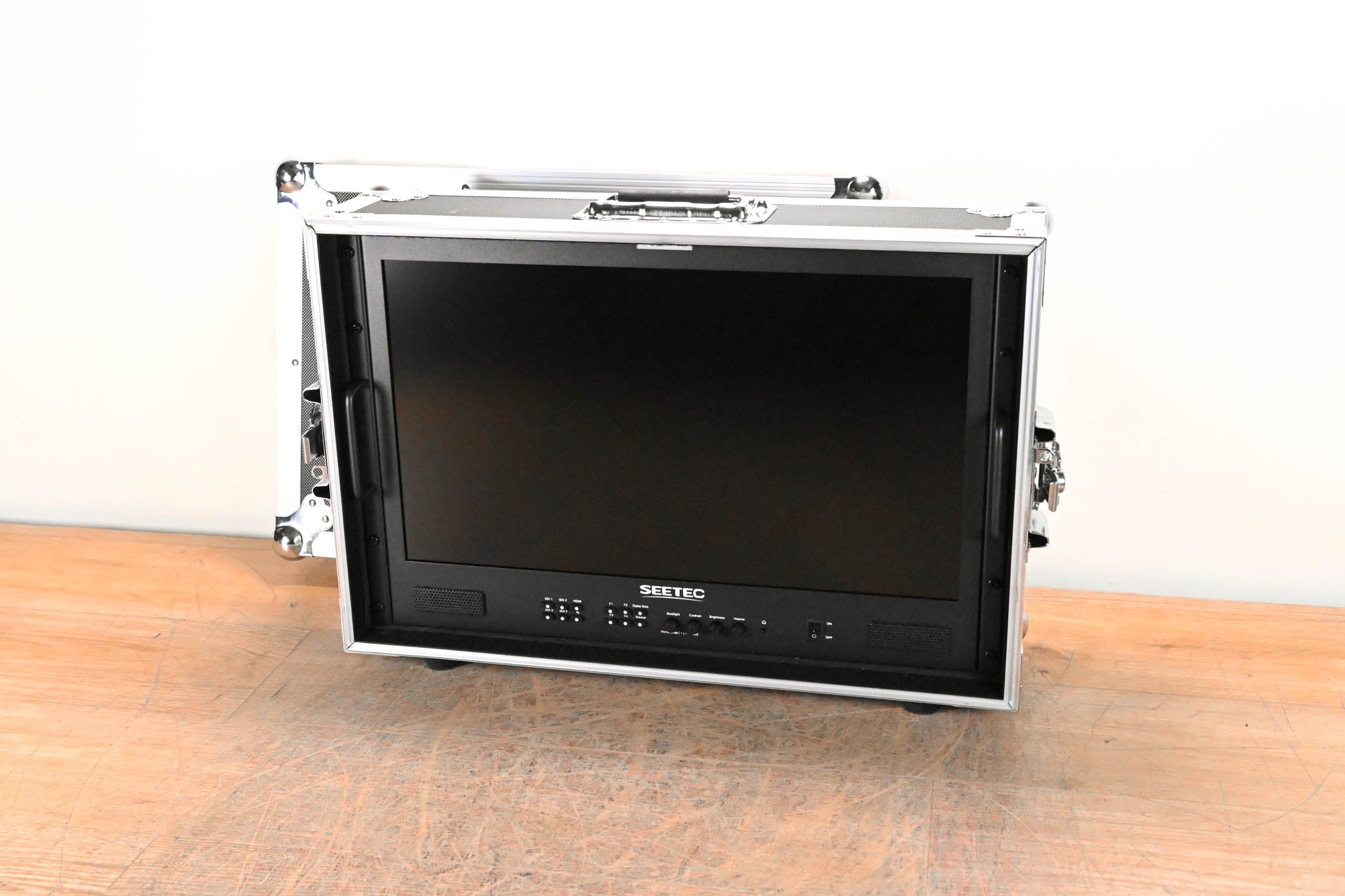 SEETEC ATEM215S-CO 21.5" 1920x1080 Carry On Director Monitor